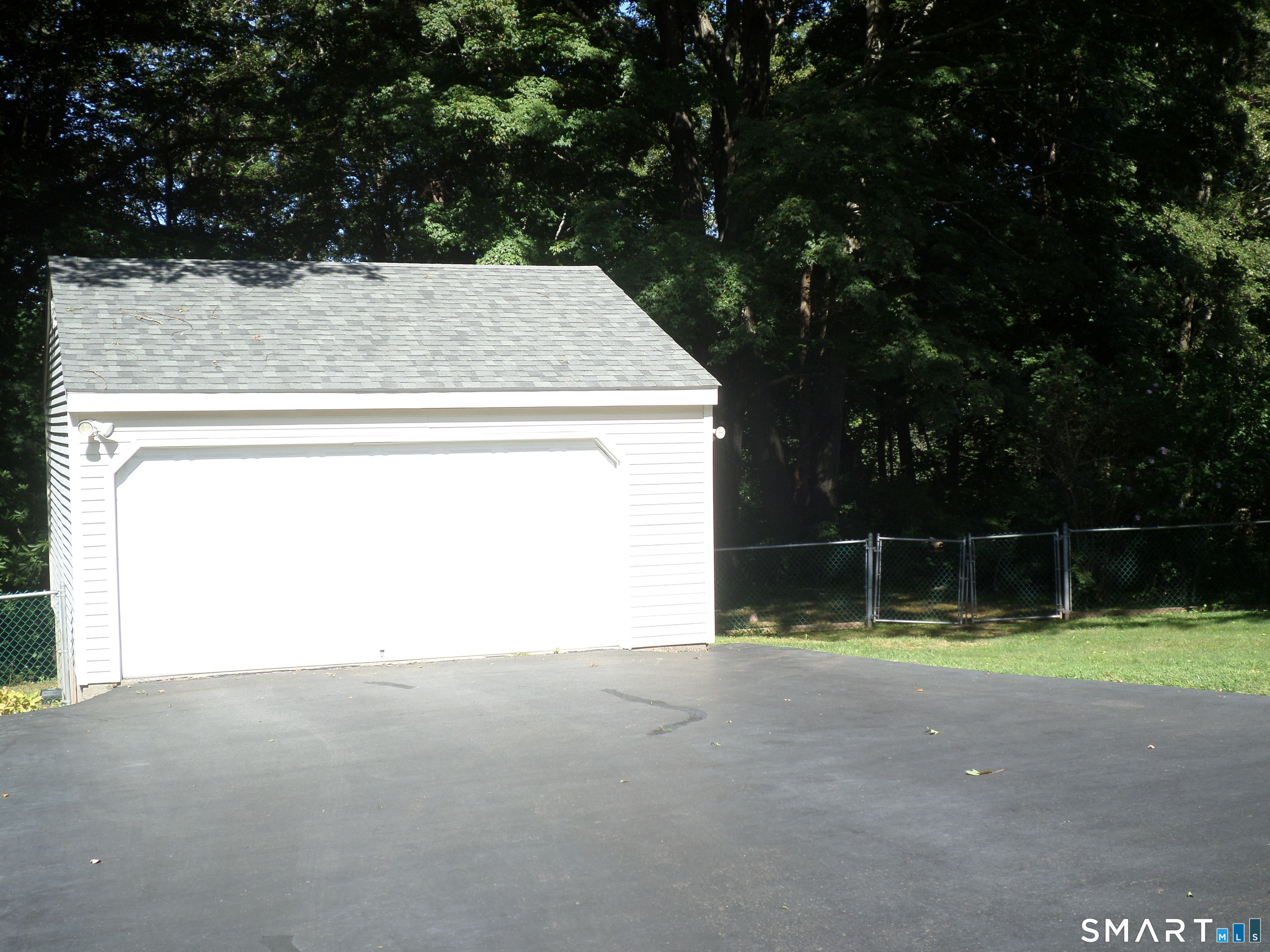 200 Highland Avenue Property Photo 35