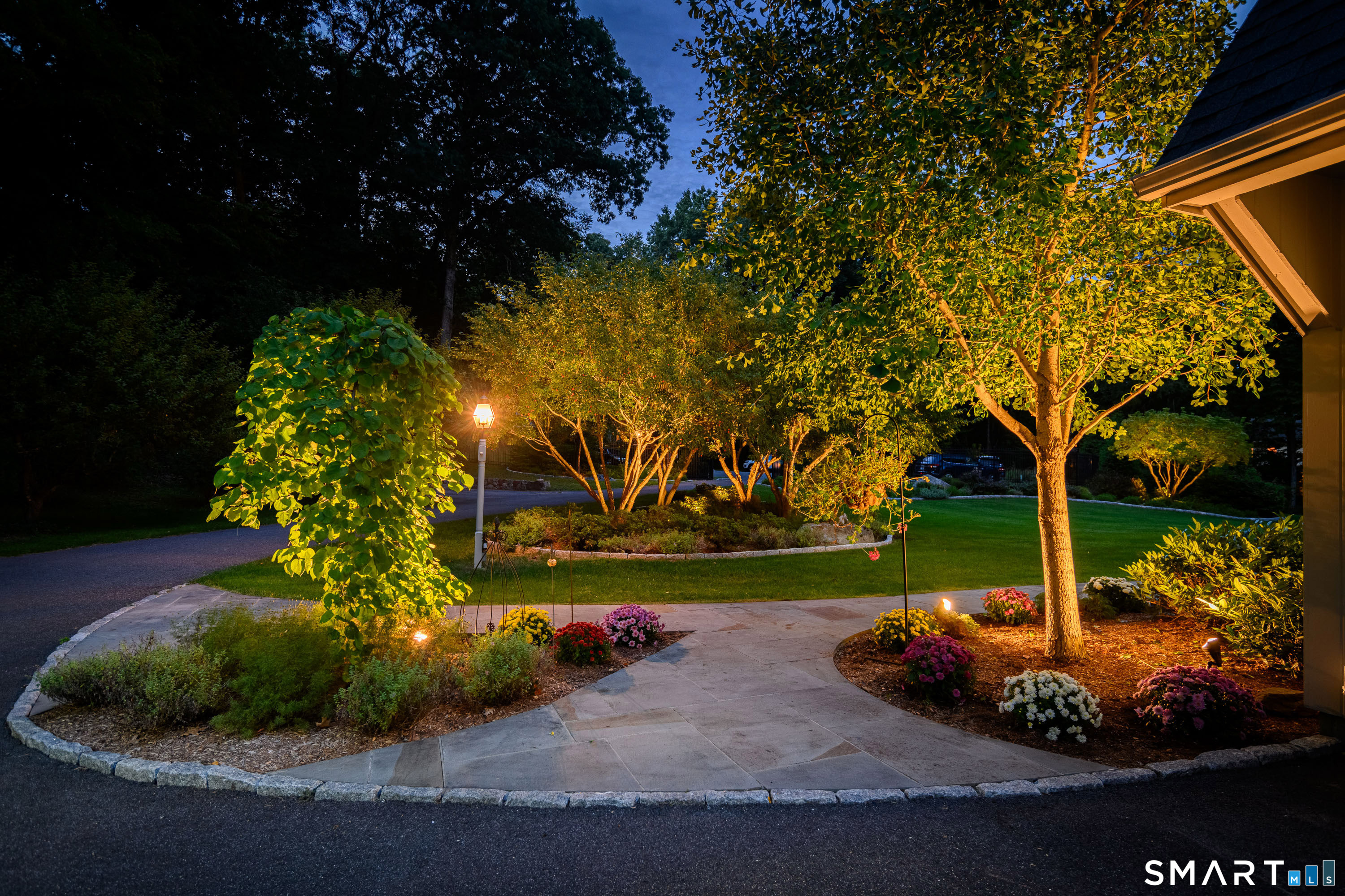 16 Winding Brook Road Property Photo 3