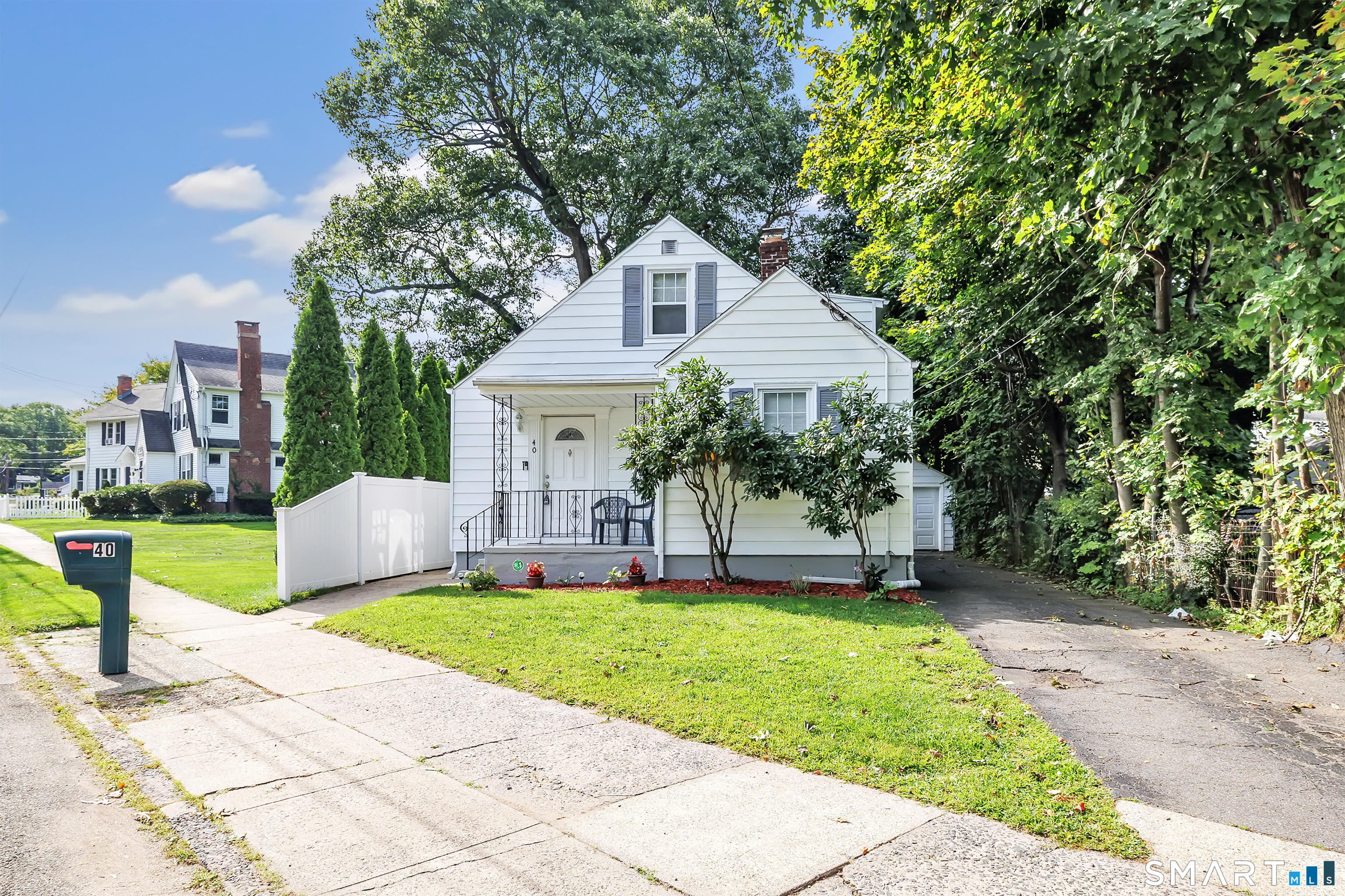 40 Highview Avenue Property Photo 1
