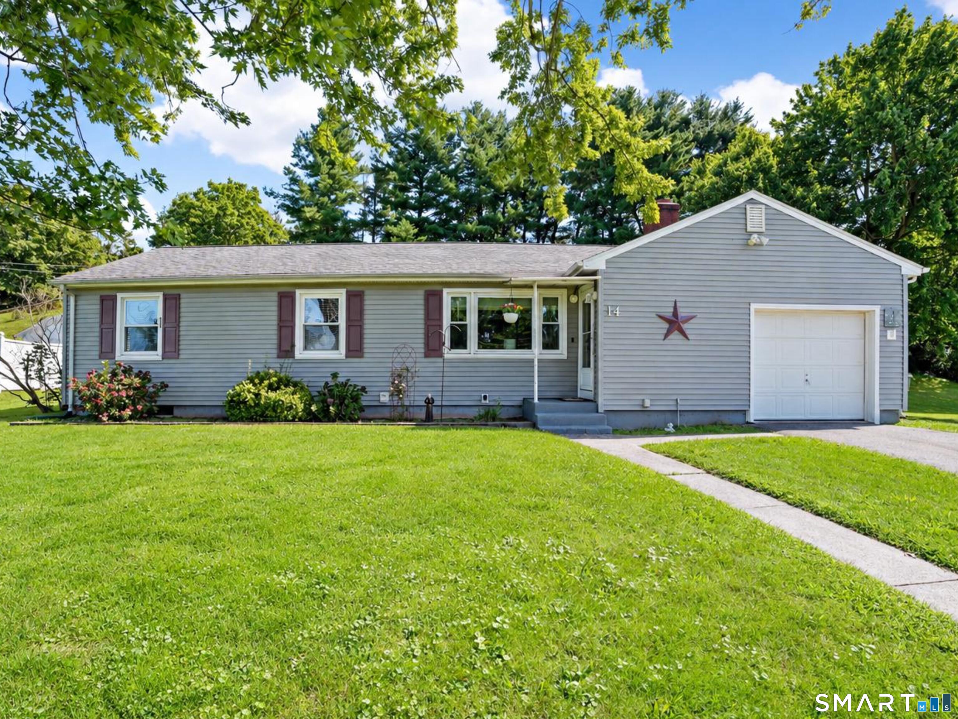 14 Alexander Drive Property Photo 1