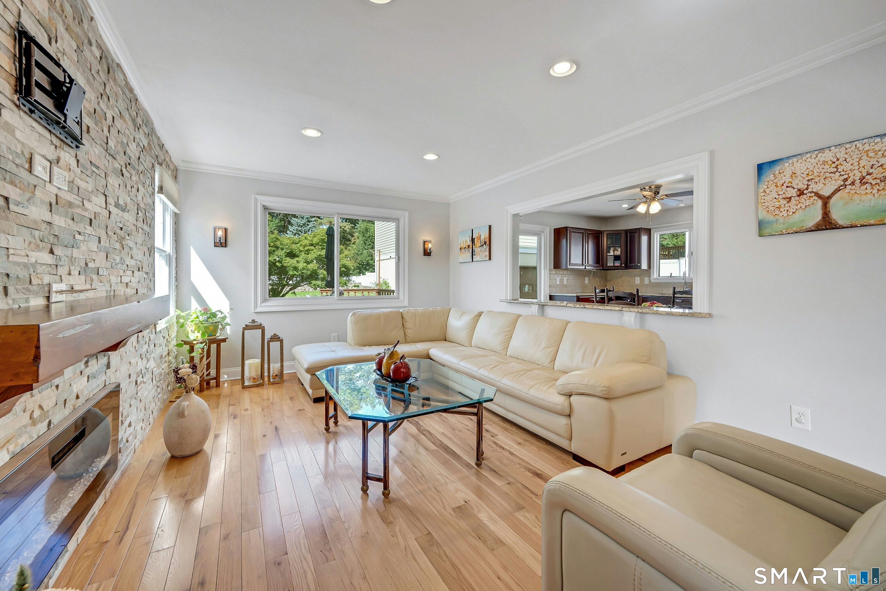 17 Thornhill Road Property Photo 3