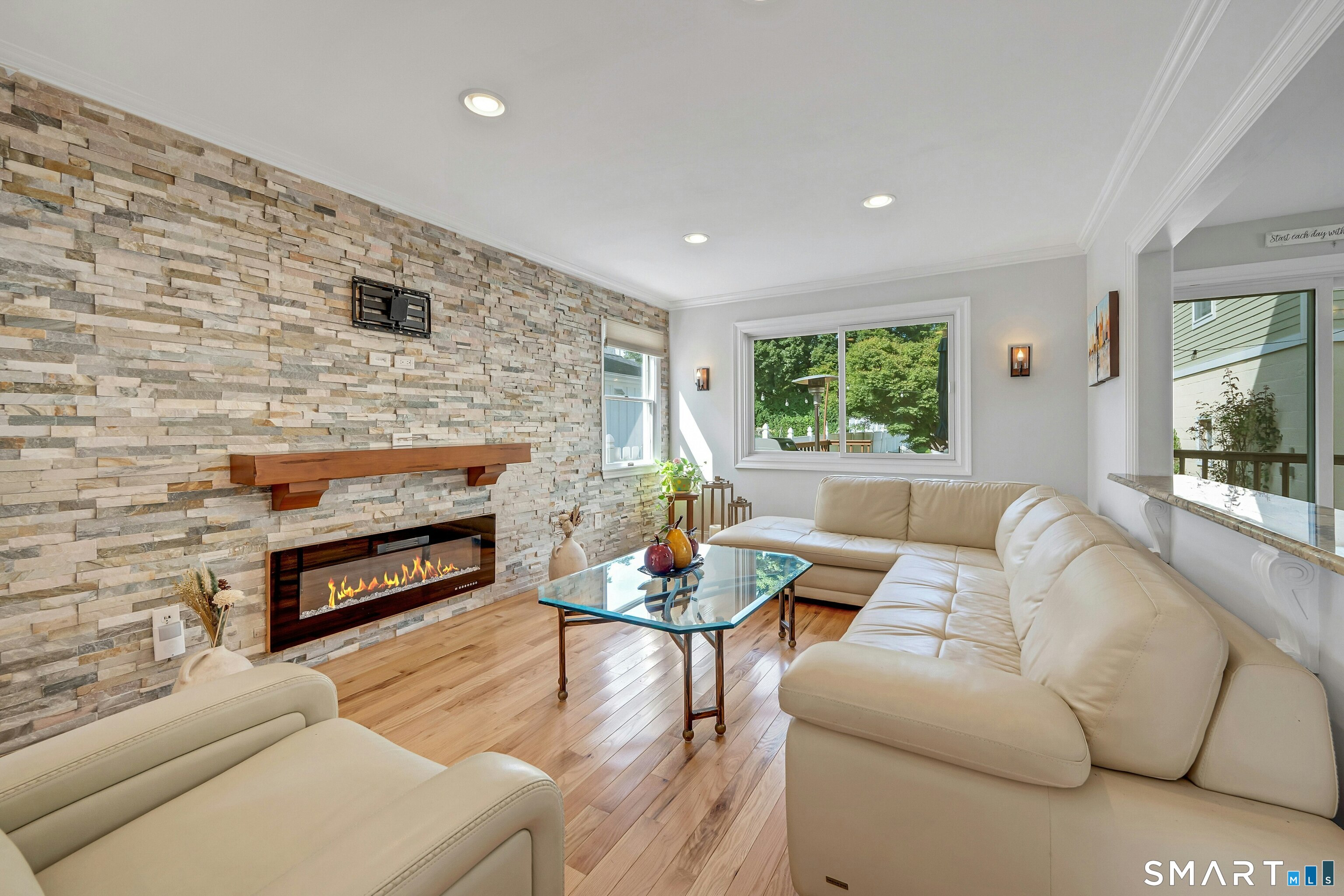 17 Thornhill Road Property Photo 4