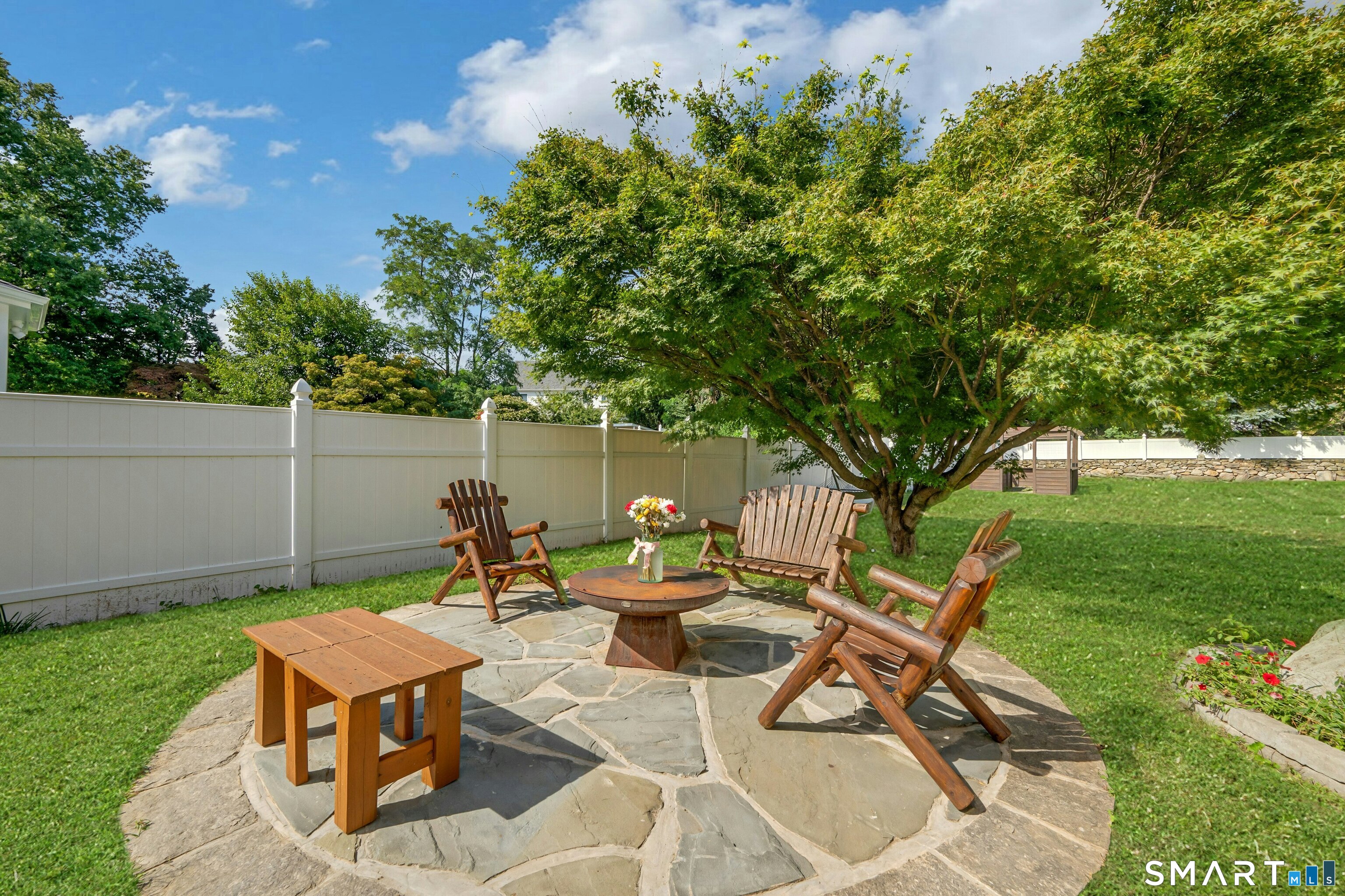 17 Thornhill Road Property Photo 17