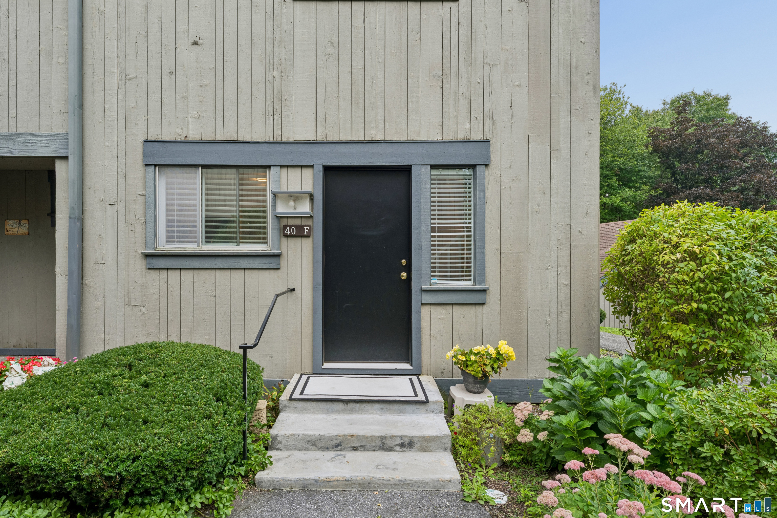 40 Heritage F Village Property Photo 3