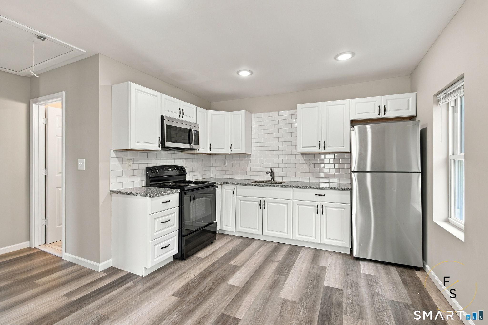 205 Forbes Street Property Photo 18