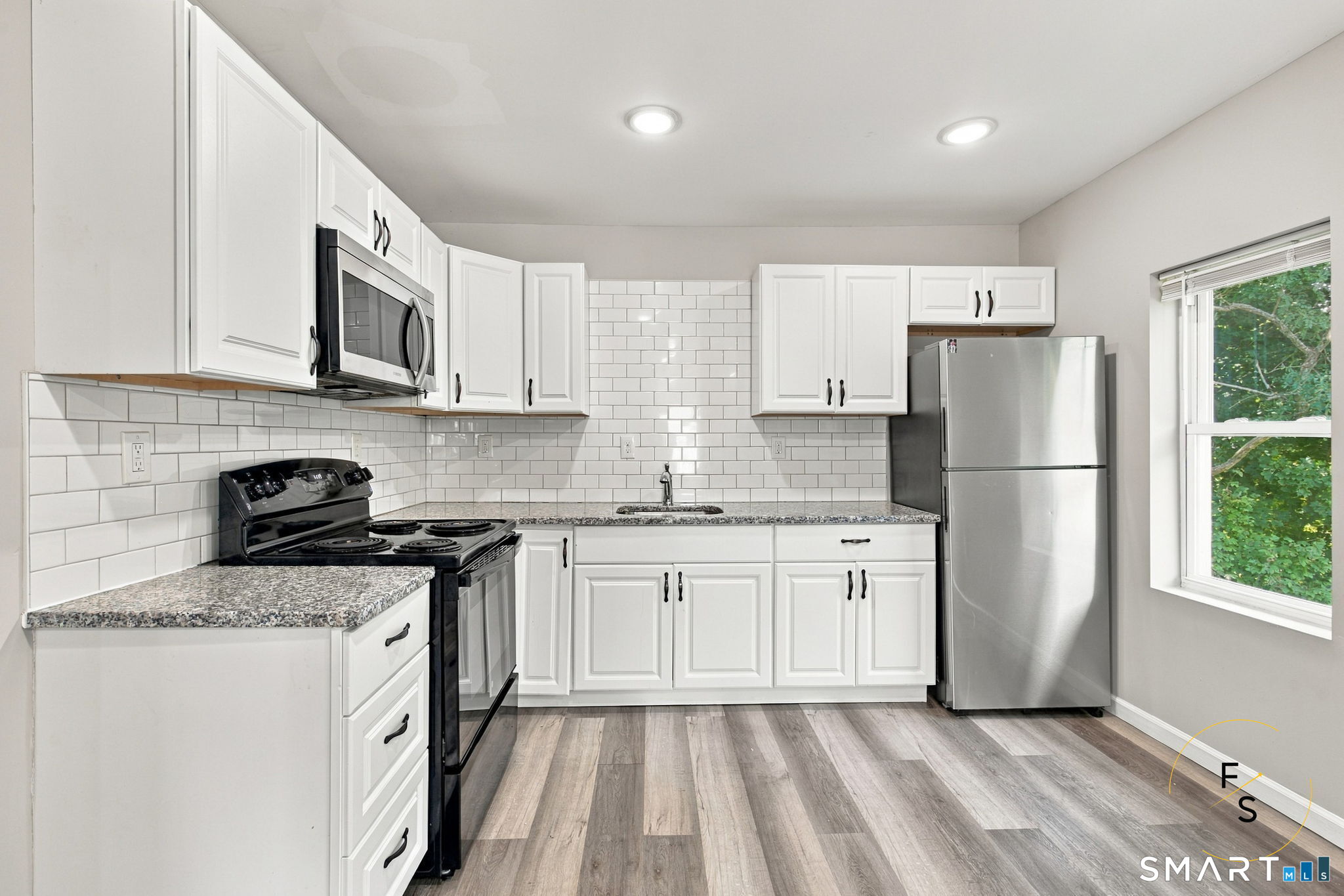 205 Forbes Street Property Photo 20