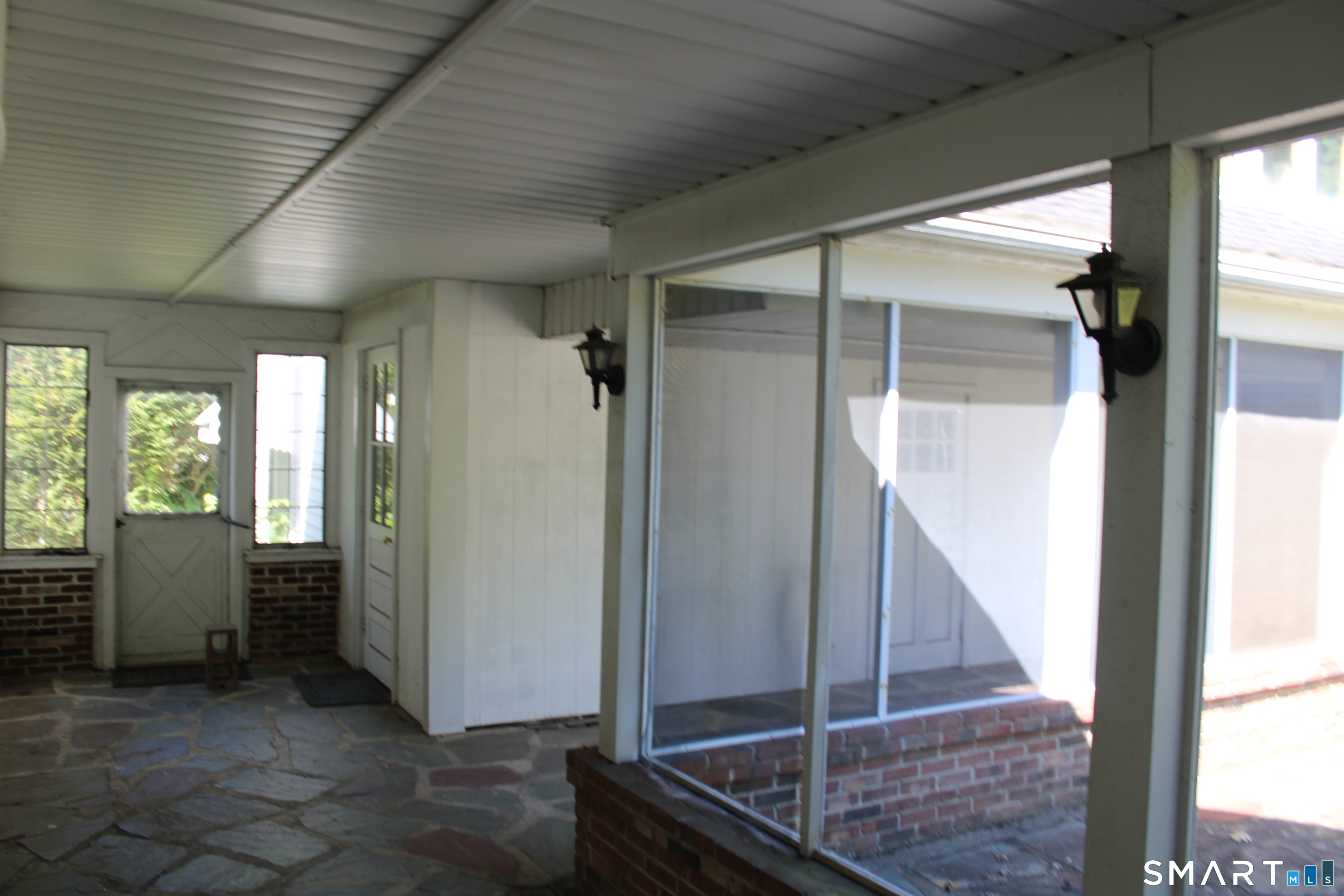 70 Woodside Avenue Property Photo 7