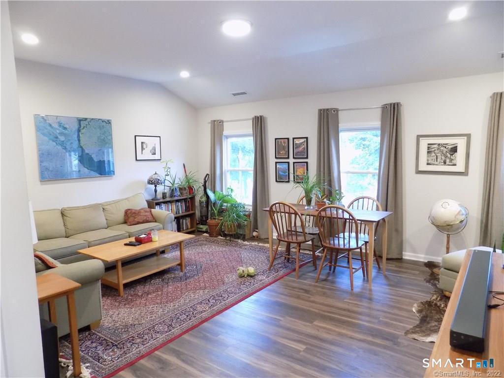 168c Greenwood Avenue Property Photo 13