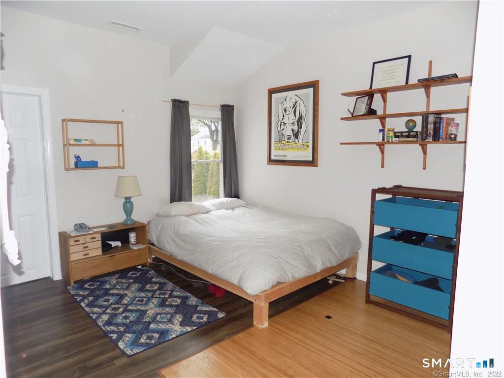 168c Greenwood Avenue Property Photo 14