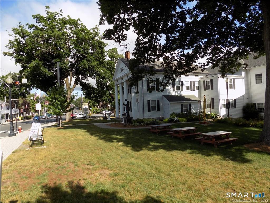 168c Greenwood Avenue Property Photo 15