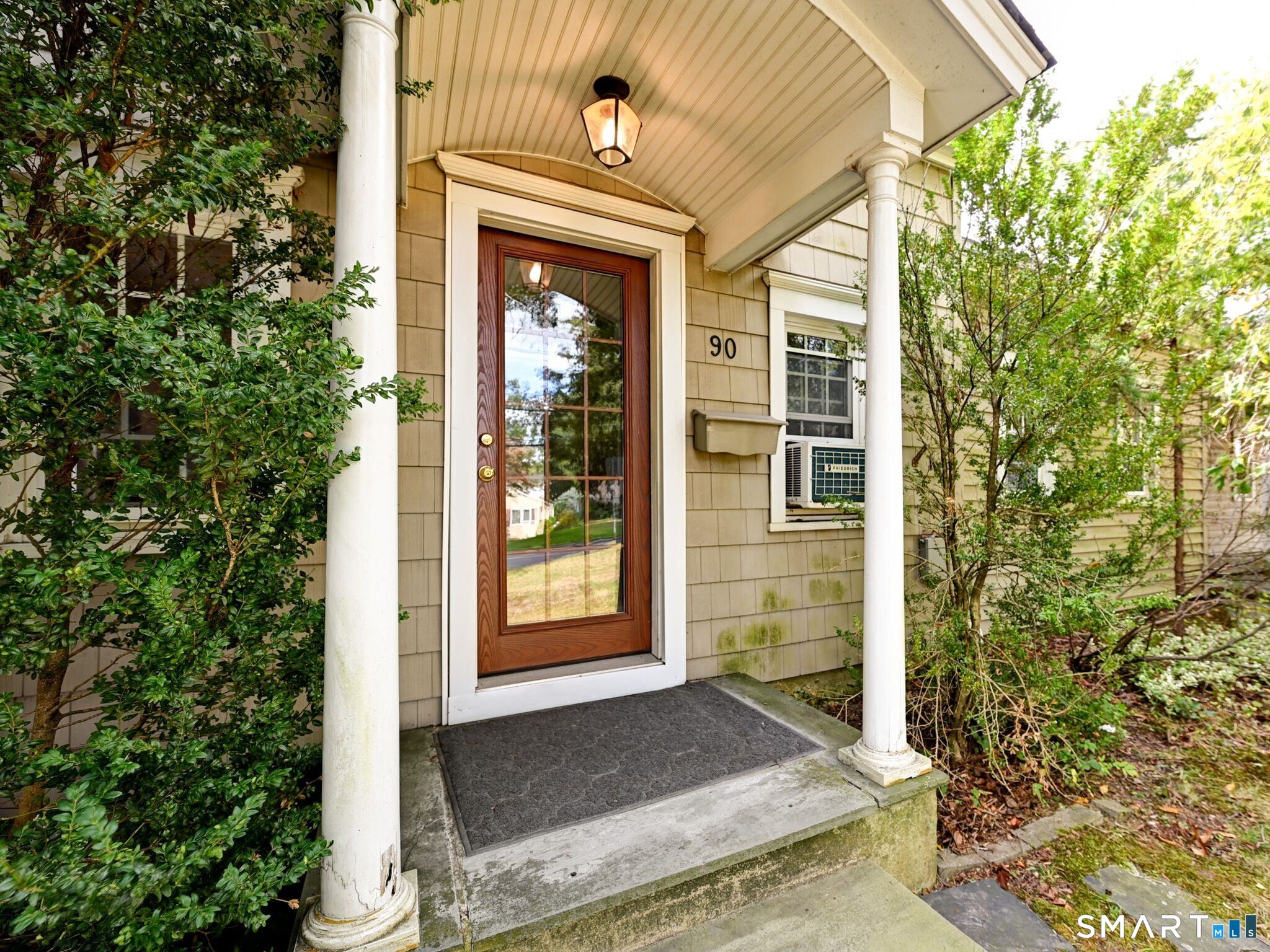 90 Weed Hill Avenue Property Photo 2