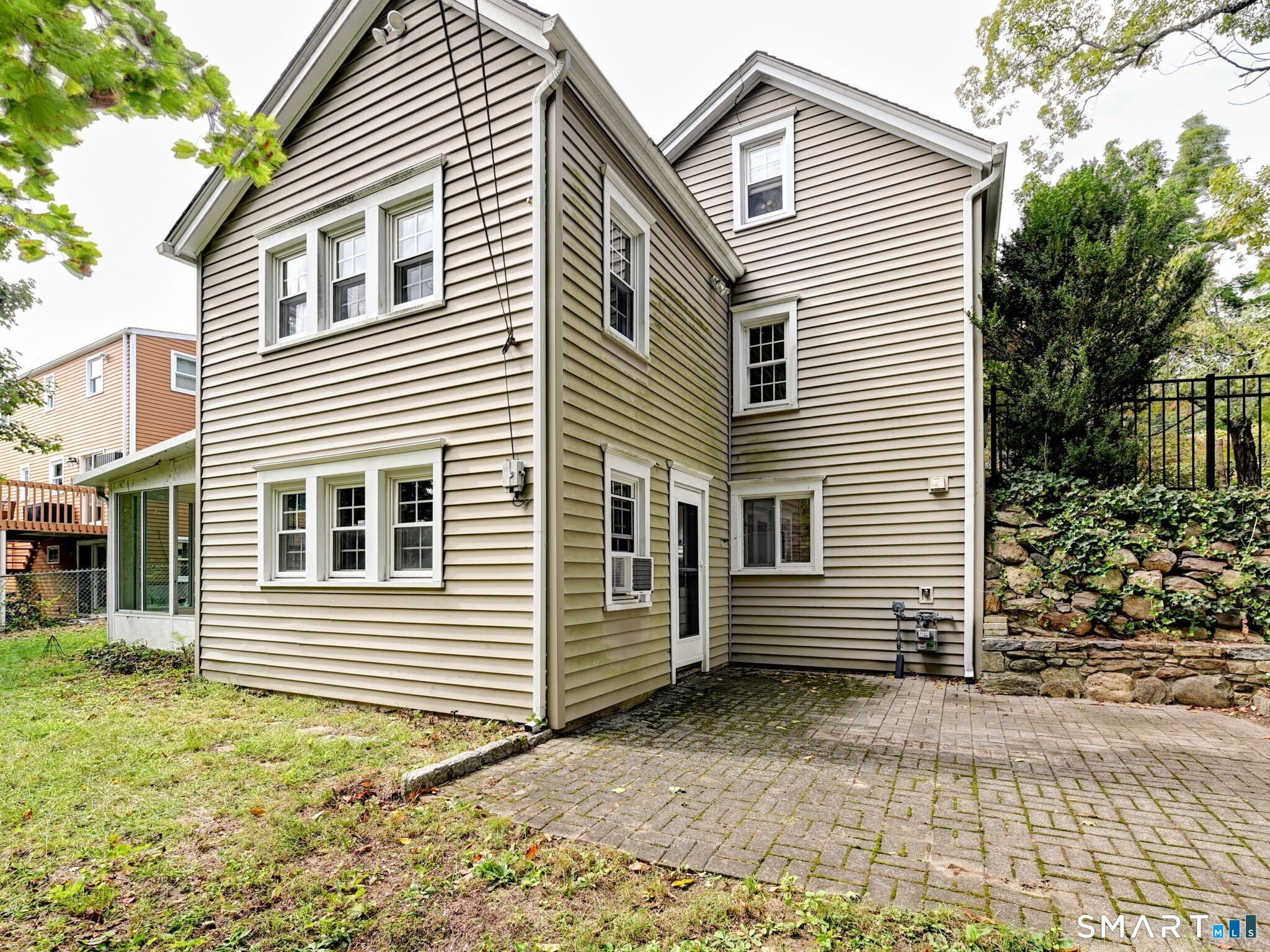 90 Weed Hill Avenue Property Photo 28