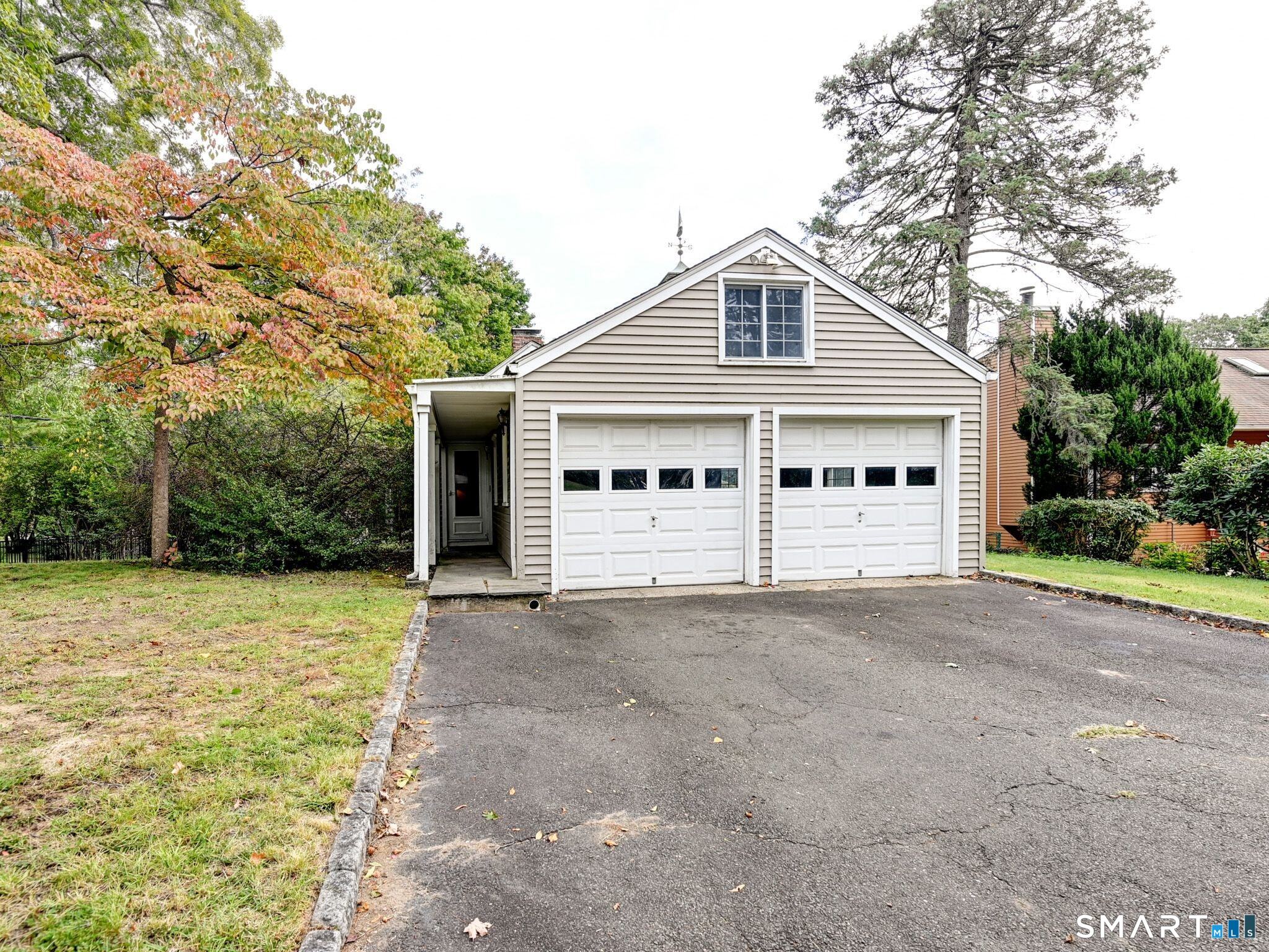 90 Weed Hill Avenue Property Photo 32