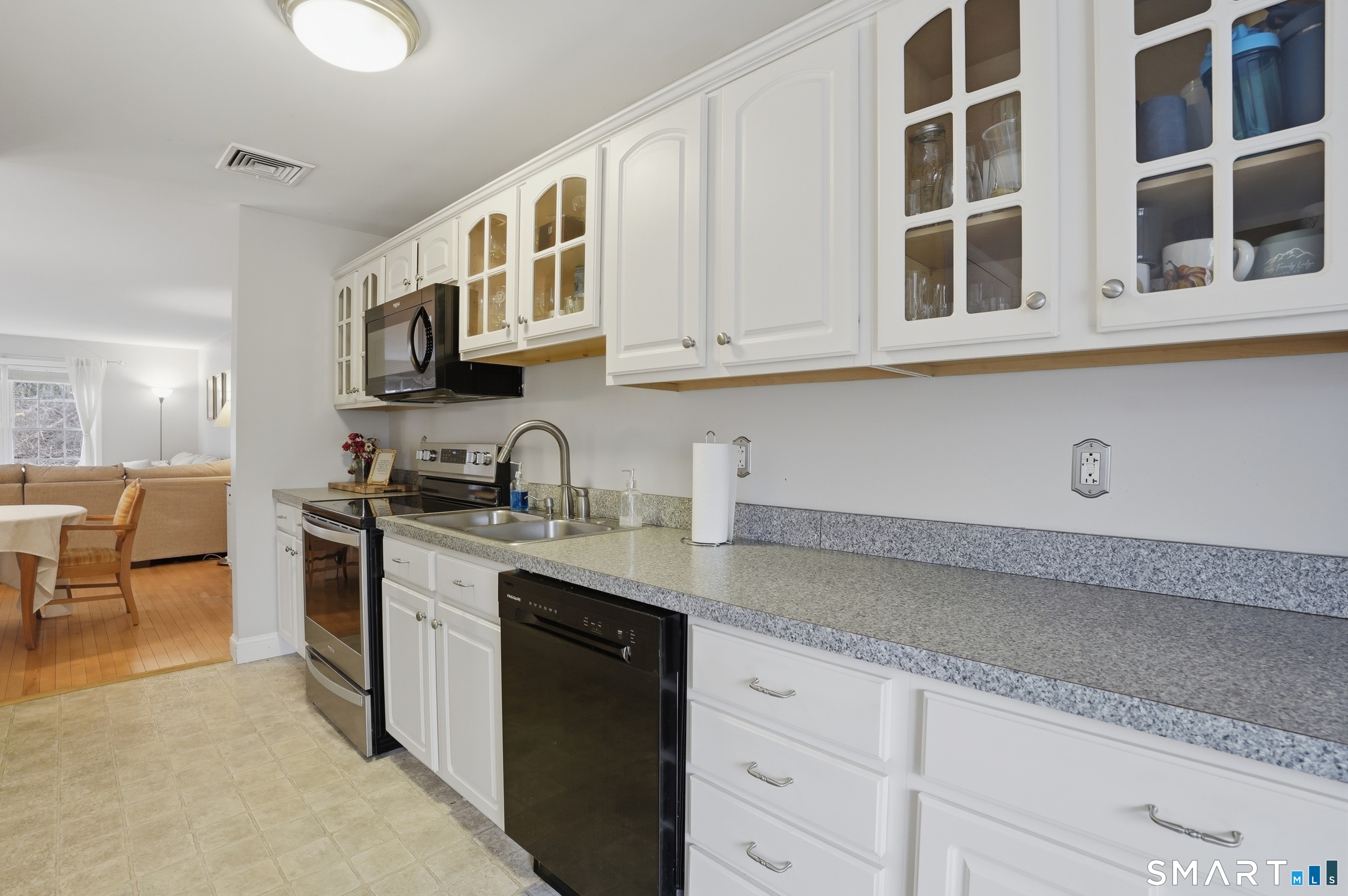 74 Perry 183 Street Property Photo 11