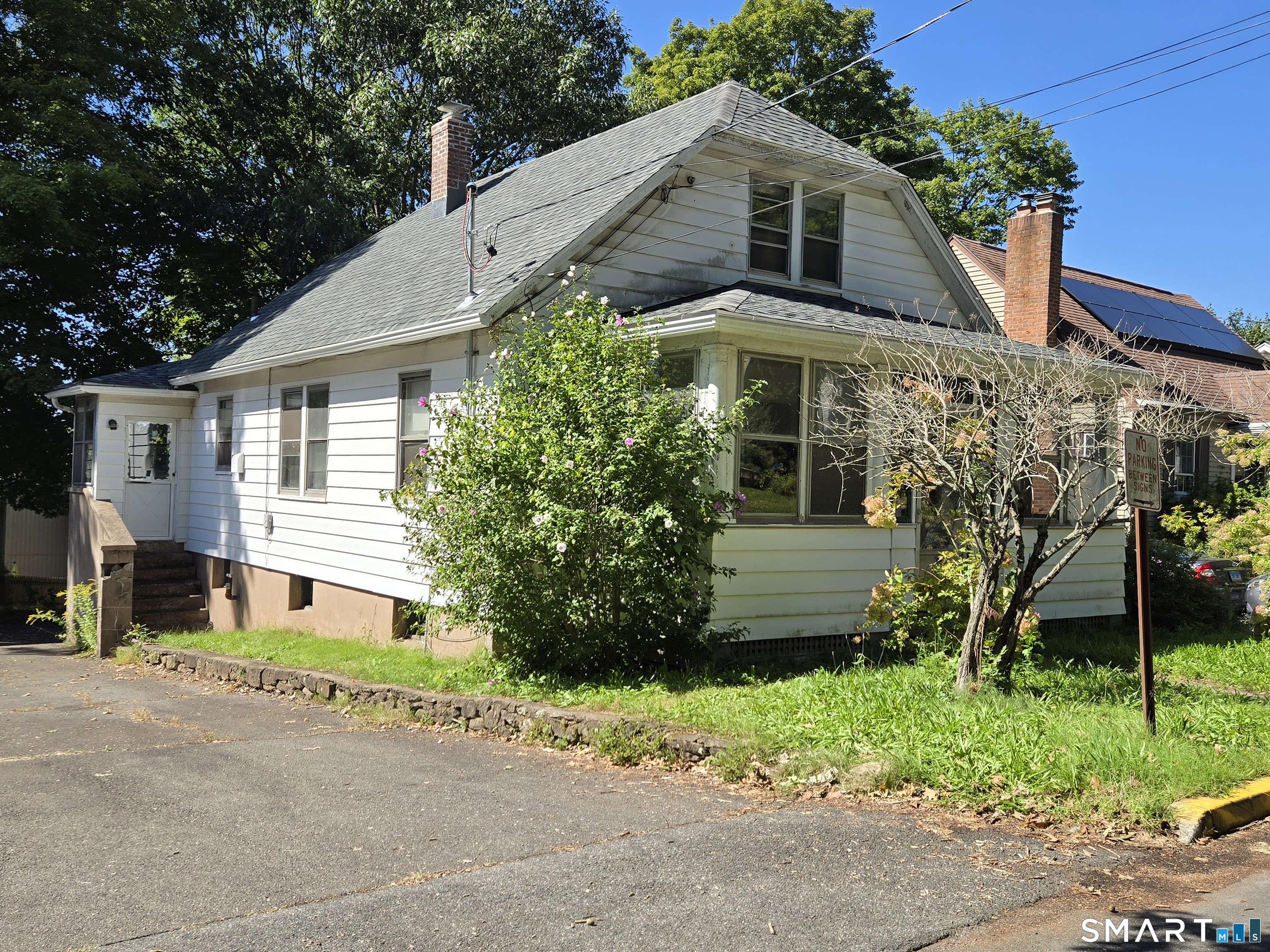 27 Fairview Avenue Property Photo 4