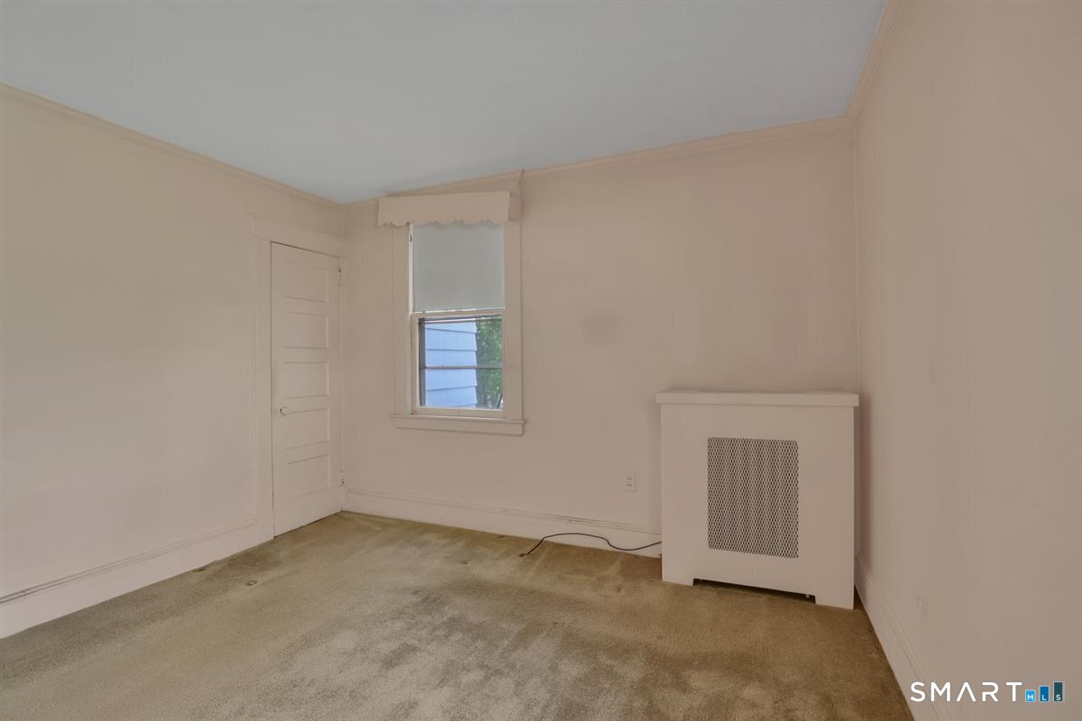 27 Fairview Avenue Property Photo 19