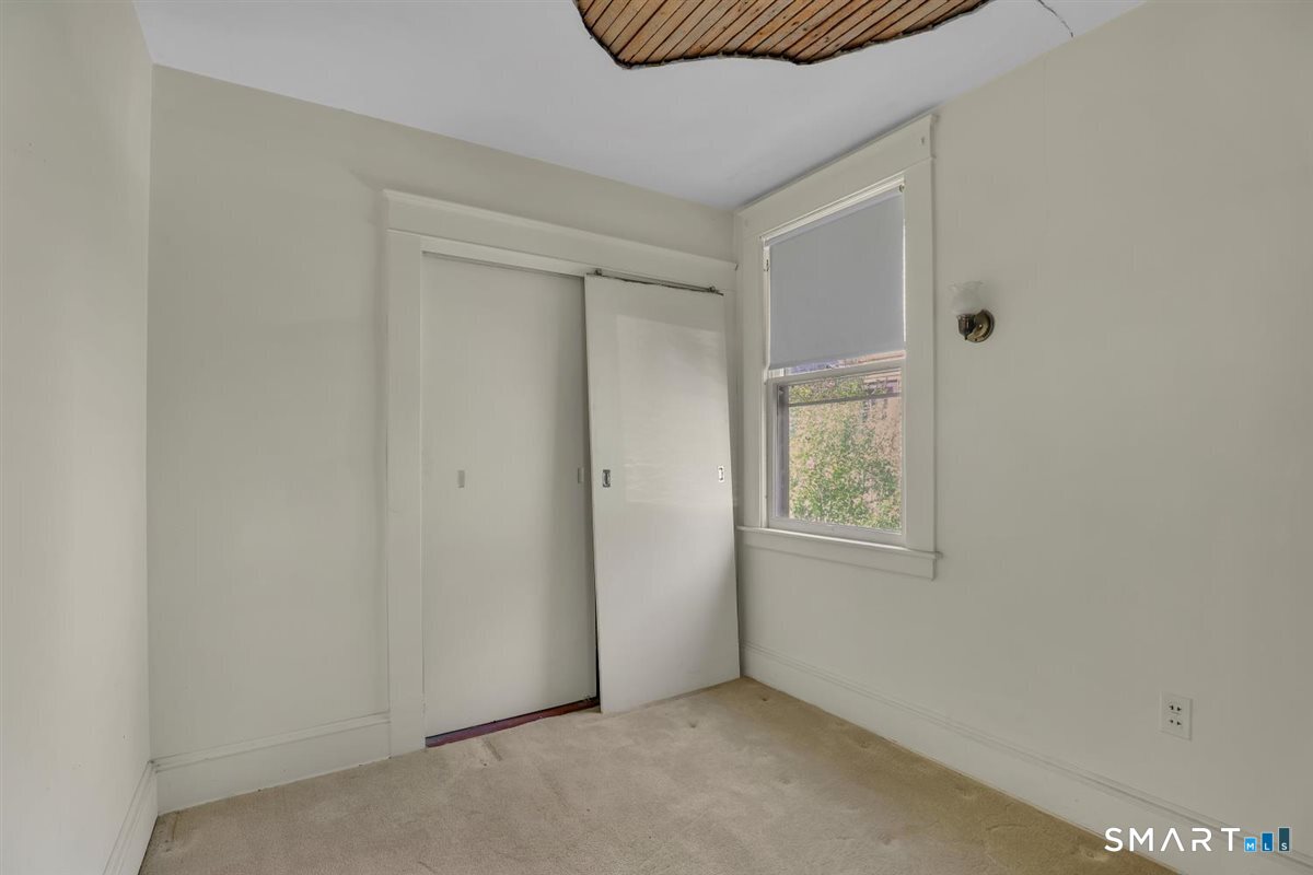 27 Fairview Avenue Property Photo 21