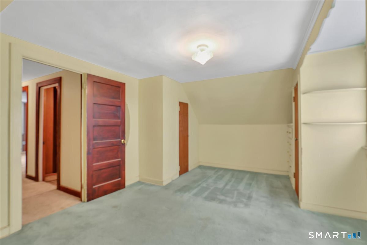 27 Fairview Avenue Property Photo 27