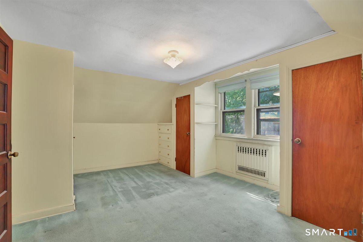 27 Fairview Avenue Property Photo 29