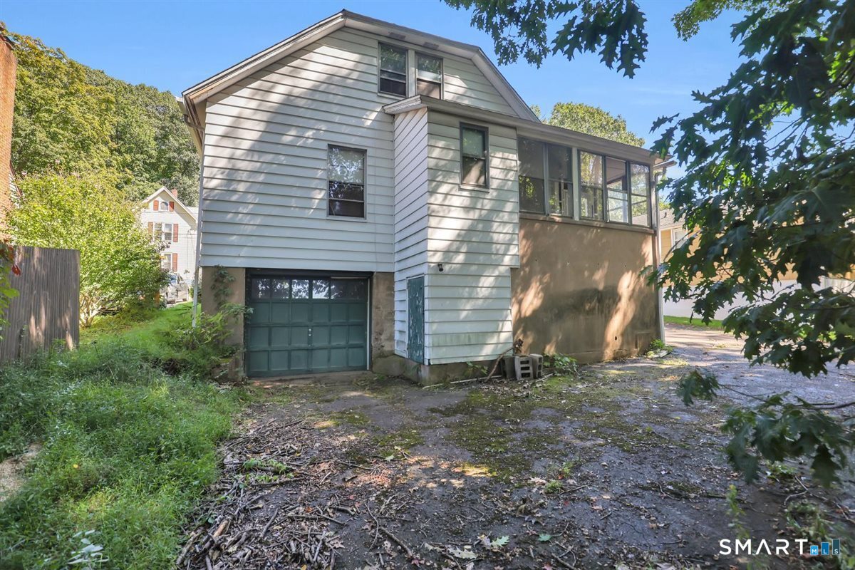 27 Fairview Avenue Property Photo 31