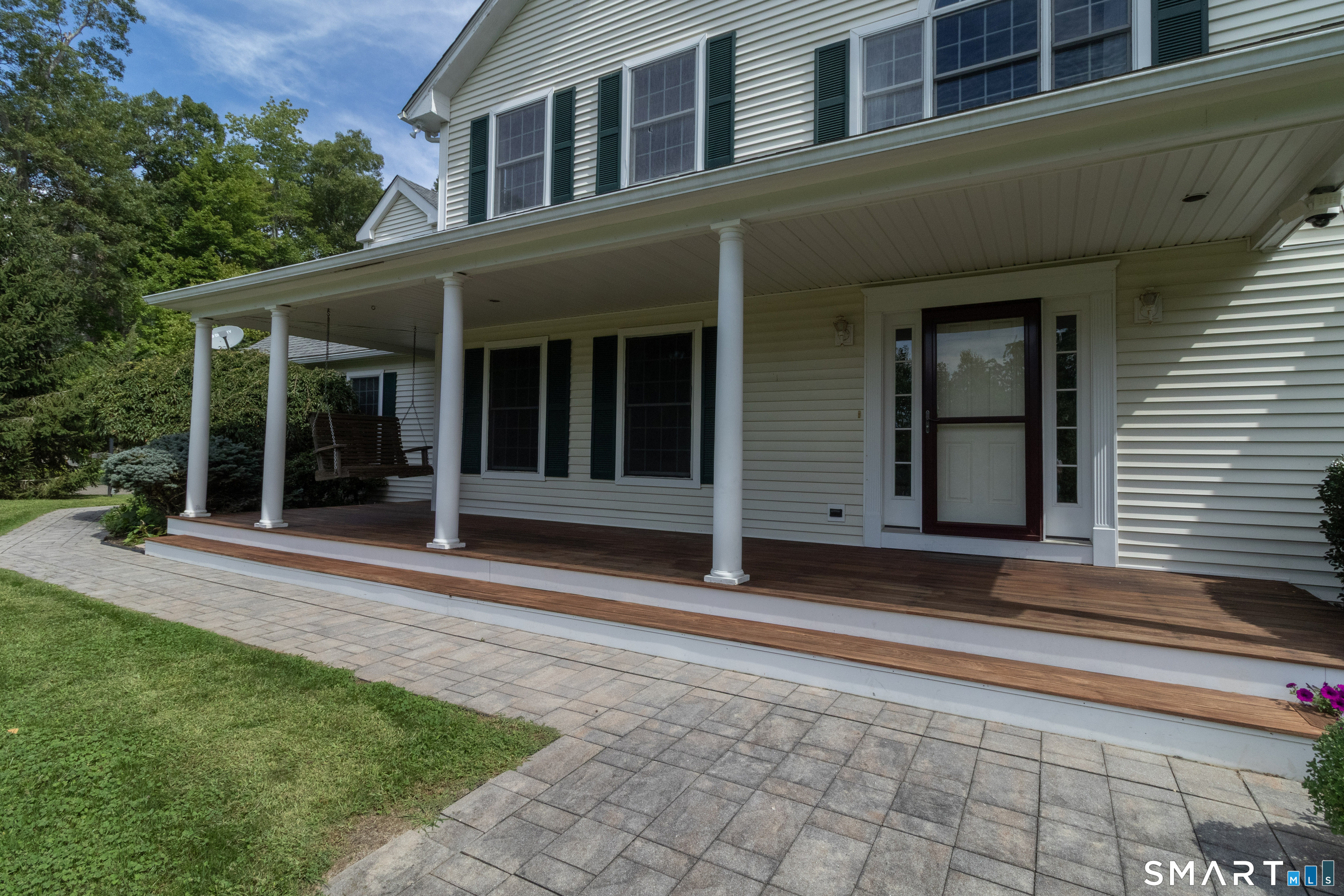 14 James Vincent Drive Property Photo 2