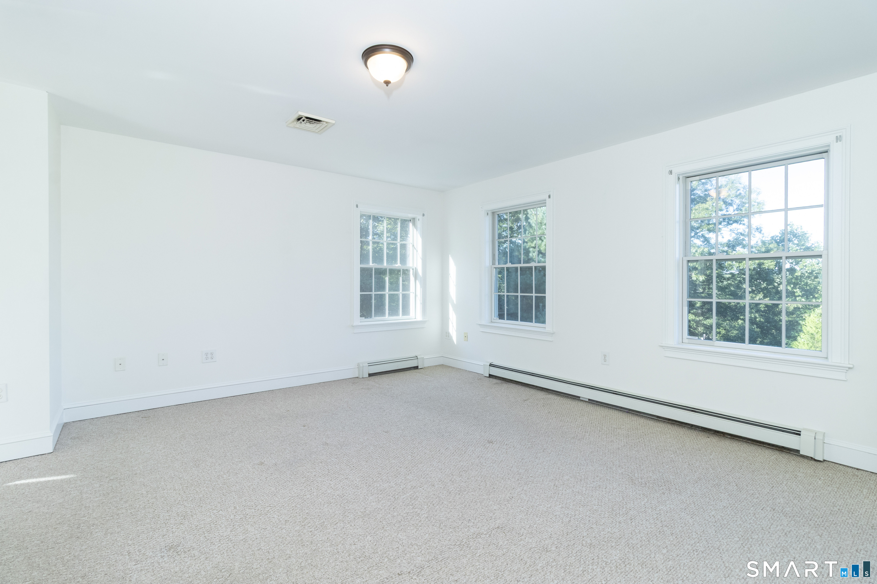 14 James Vincent Drive Property Photo 15