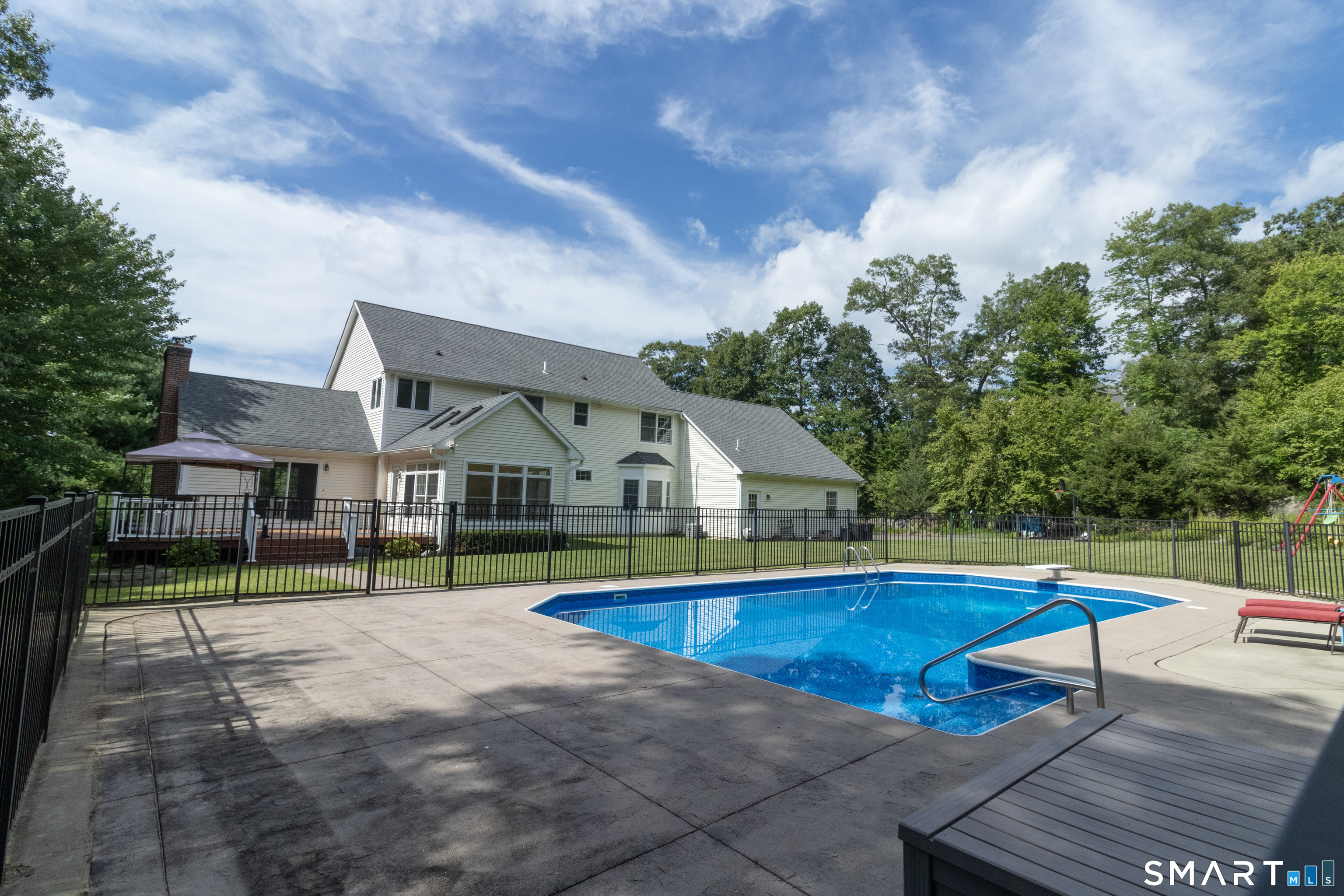 14 James Vincent Drive Property Photo 31