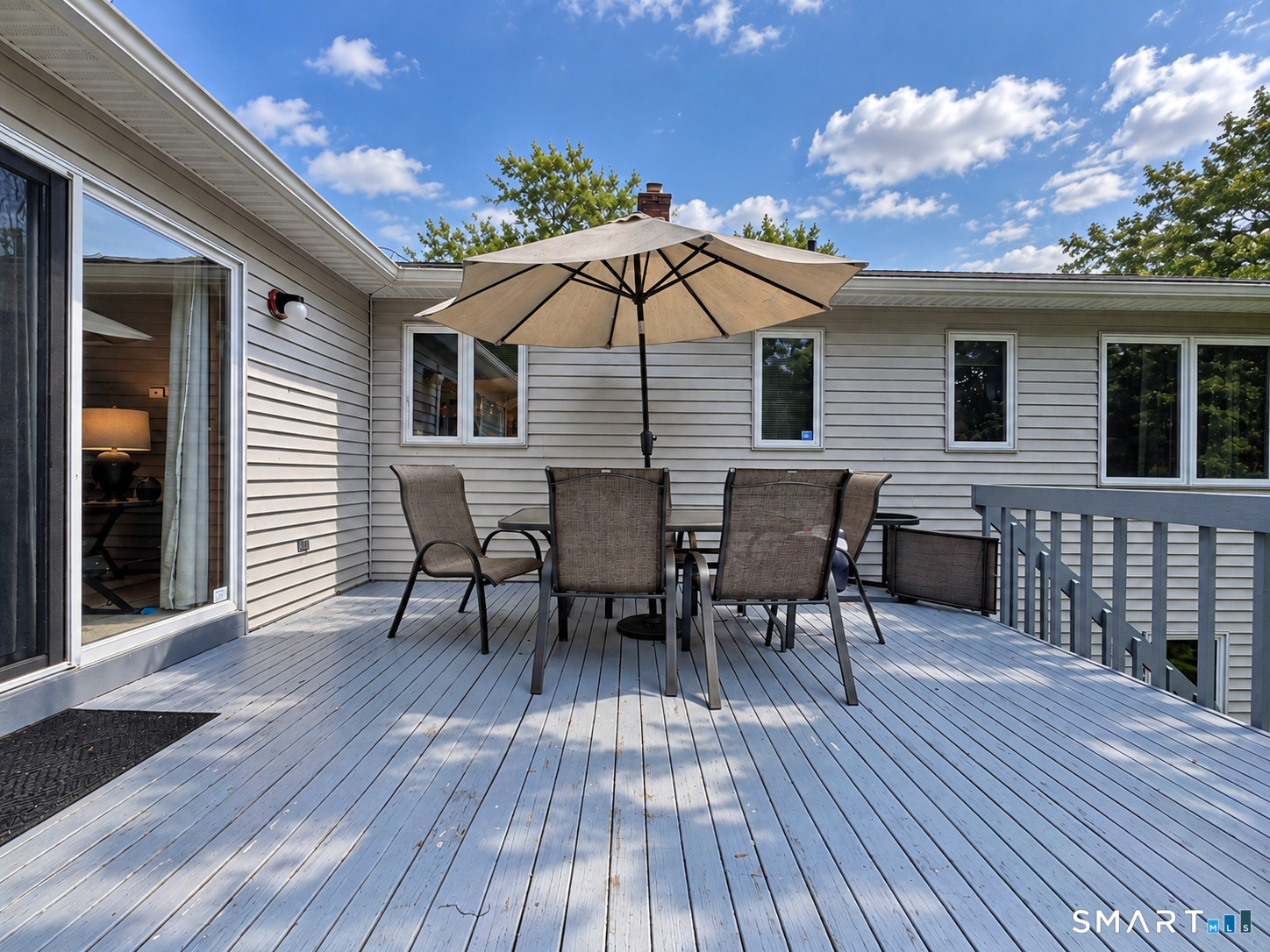 17 Pier Court Property Photo 18