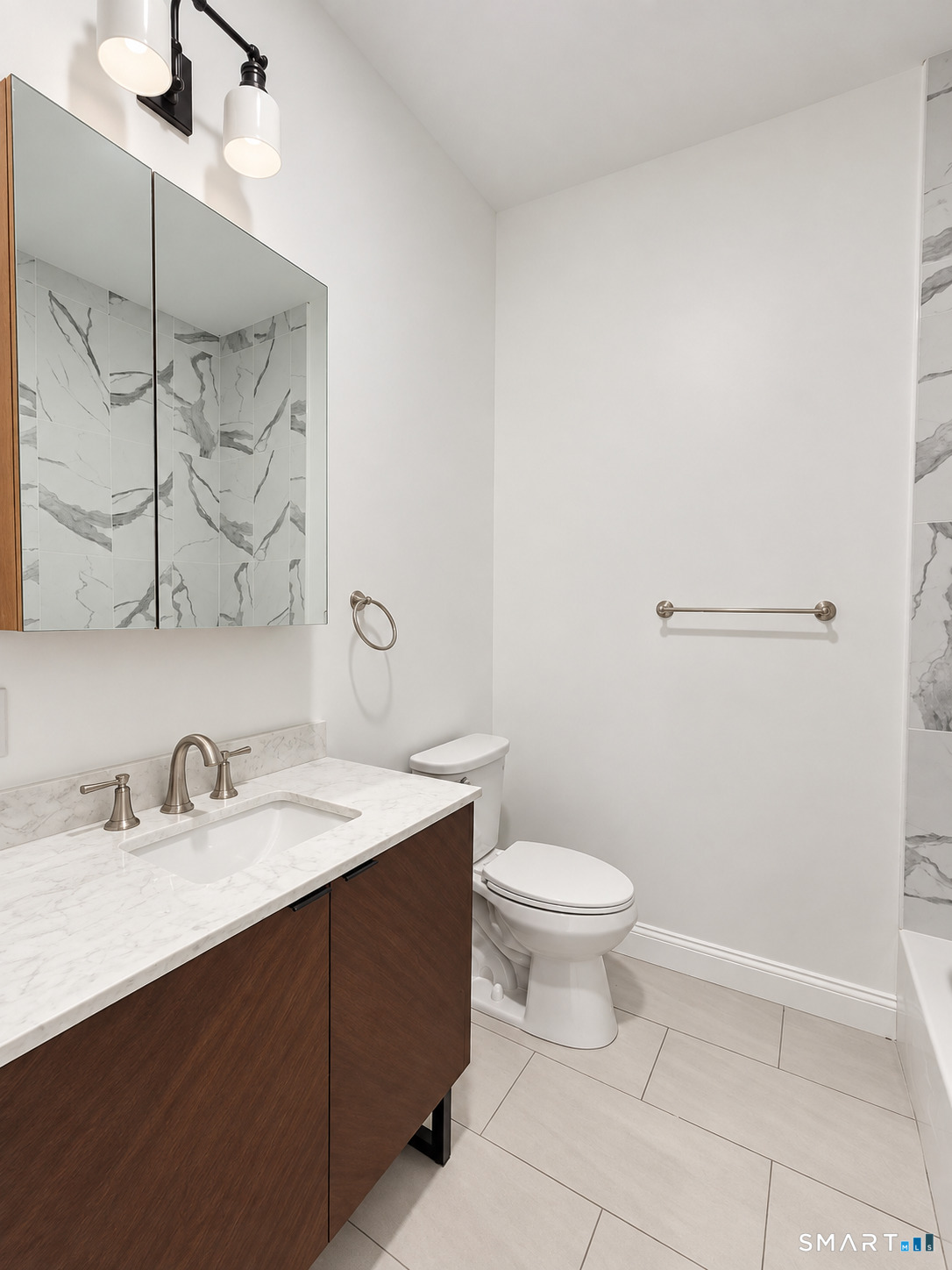 170 Pearl B Street Property Photo 11