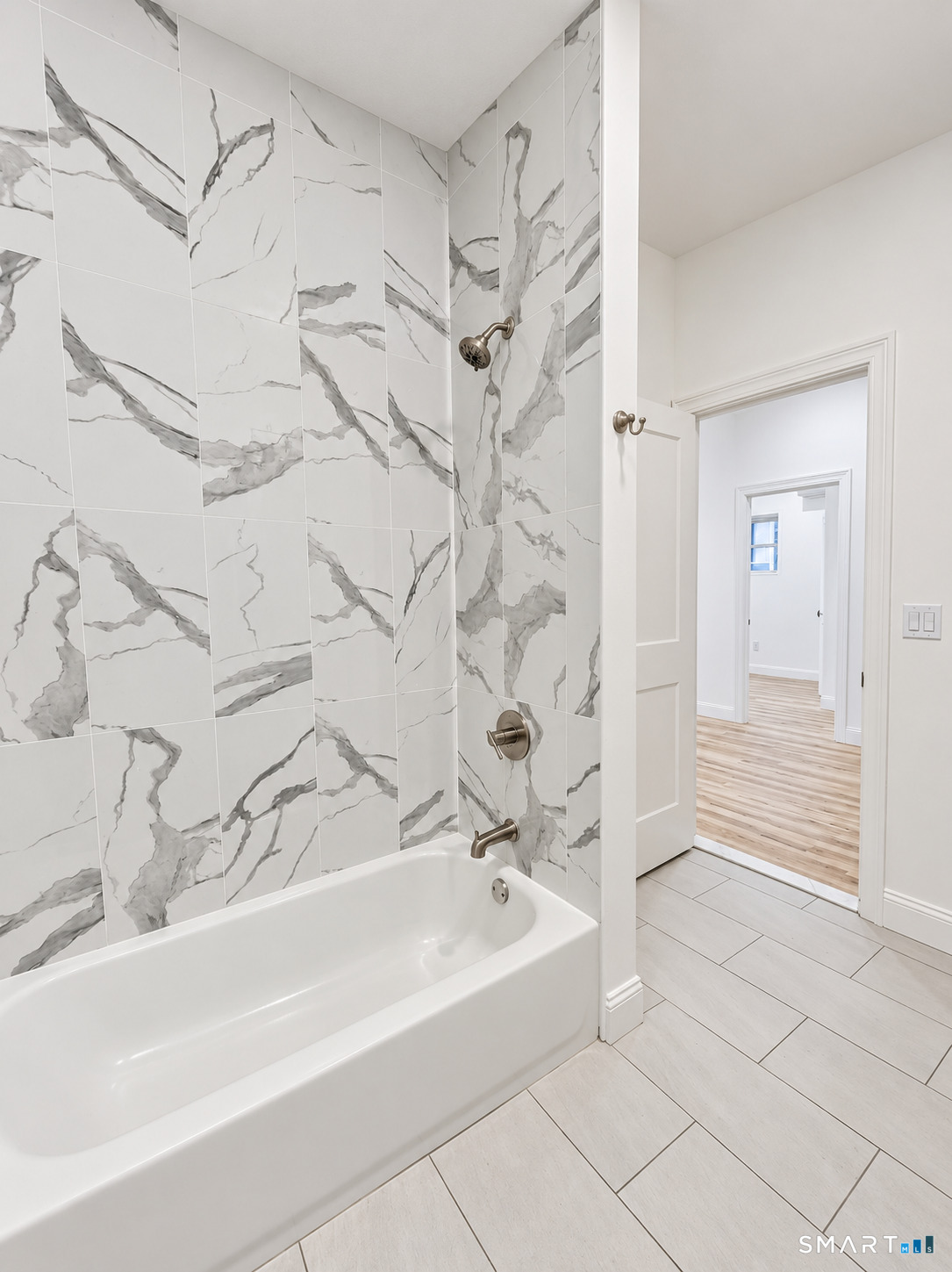 170 Pearl B Street Property Photo 12