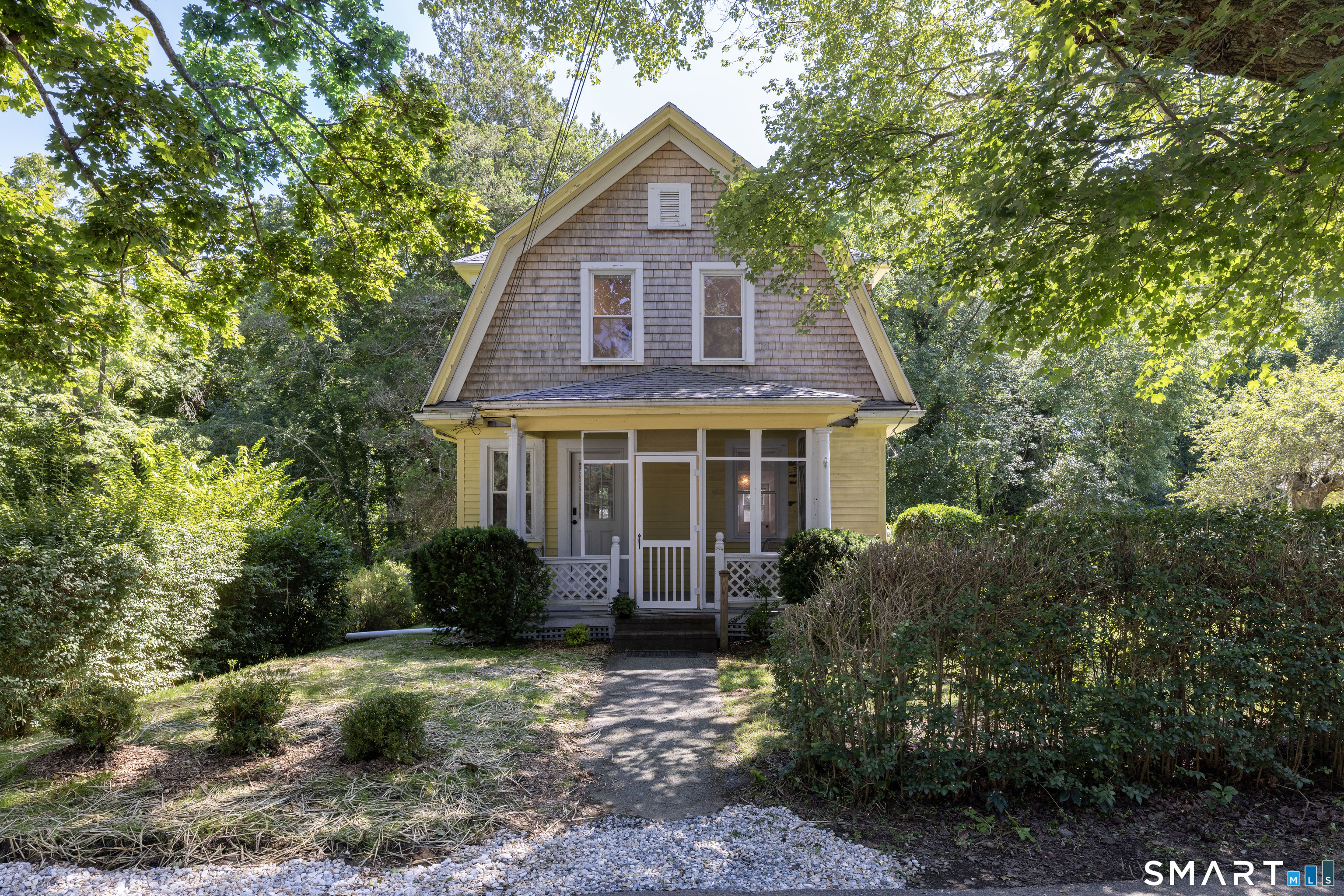 28 Watch Hill Avenue Property Photo 1
