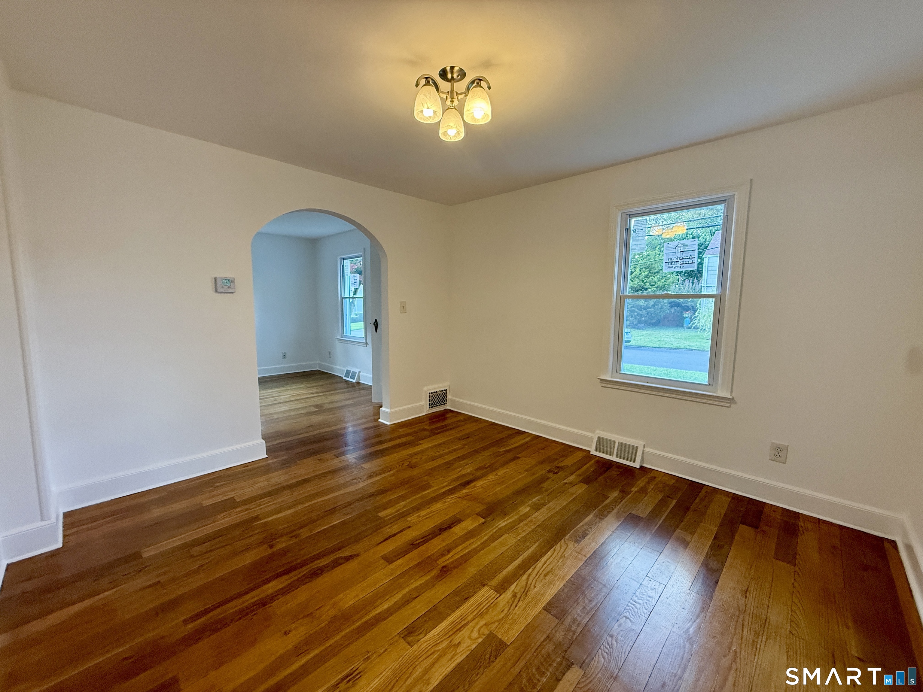 33 Marcroft Street Property Photo 16