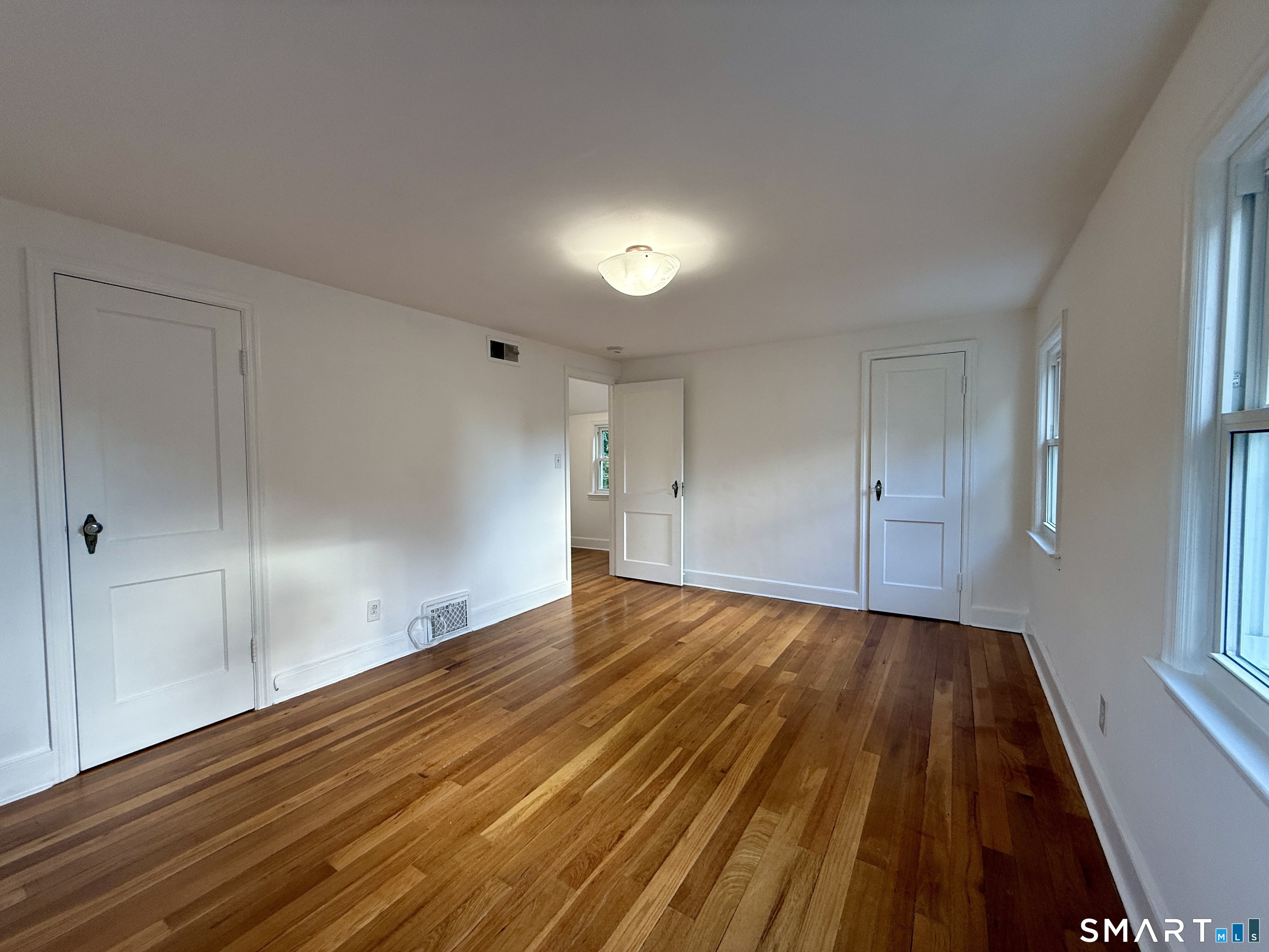 33 Marcroft Street Property Photo 26