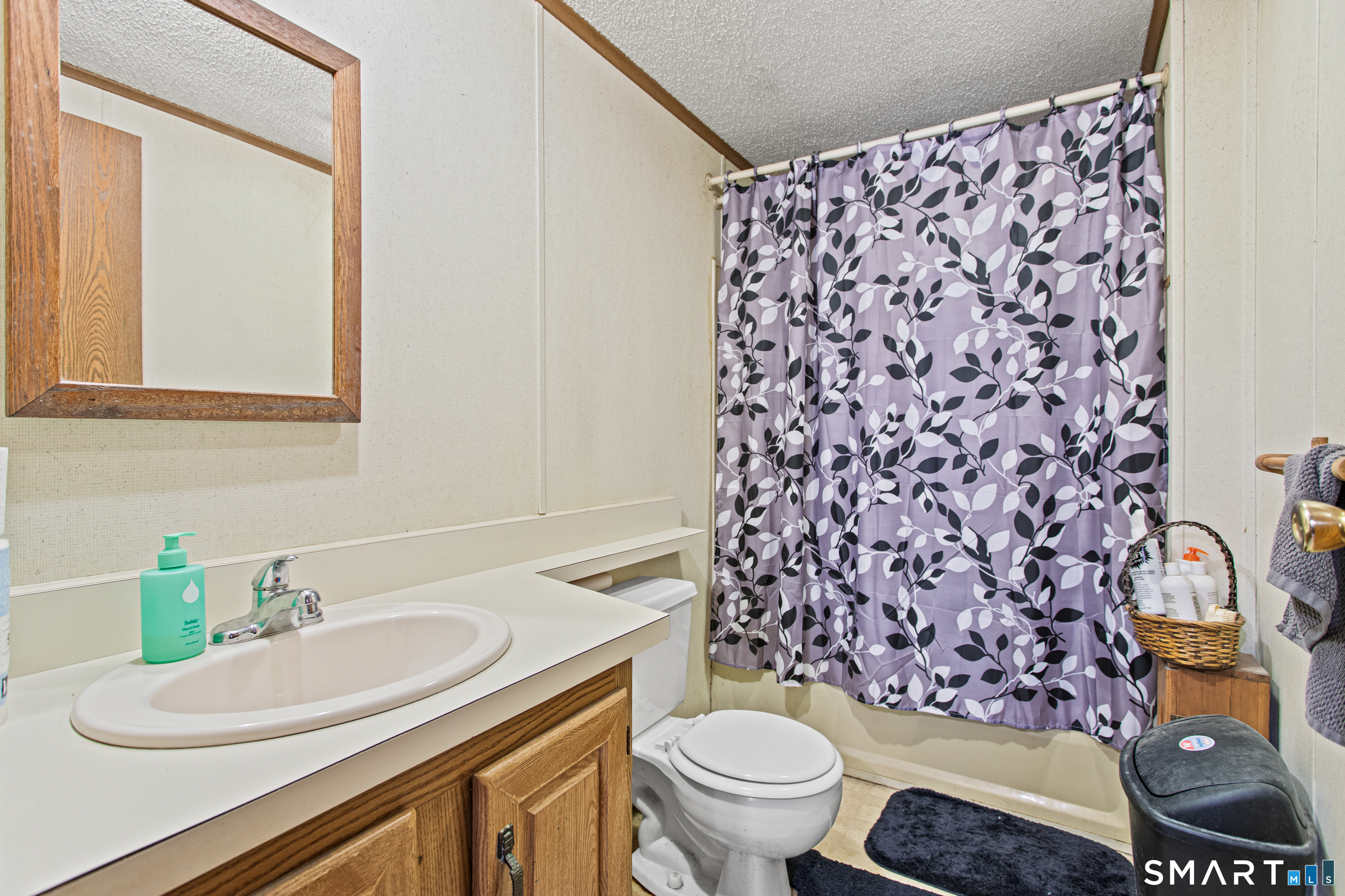 17 Evergreen Park Property Photo 14