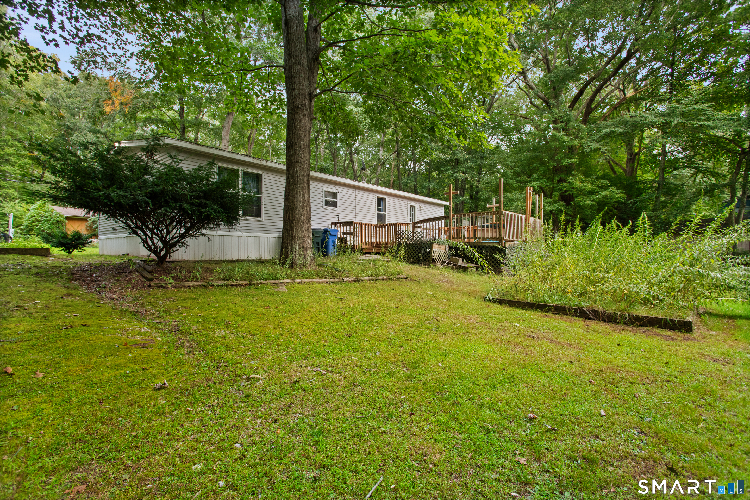 17 Evergreen Park Property Photo 19