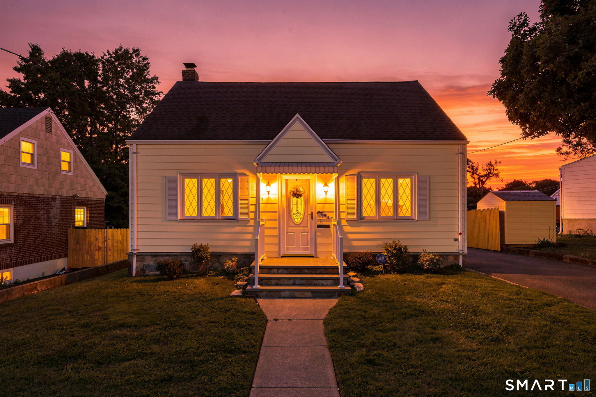 155 Baker Street Property Photo 2