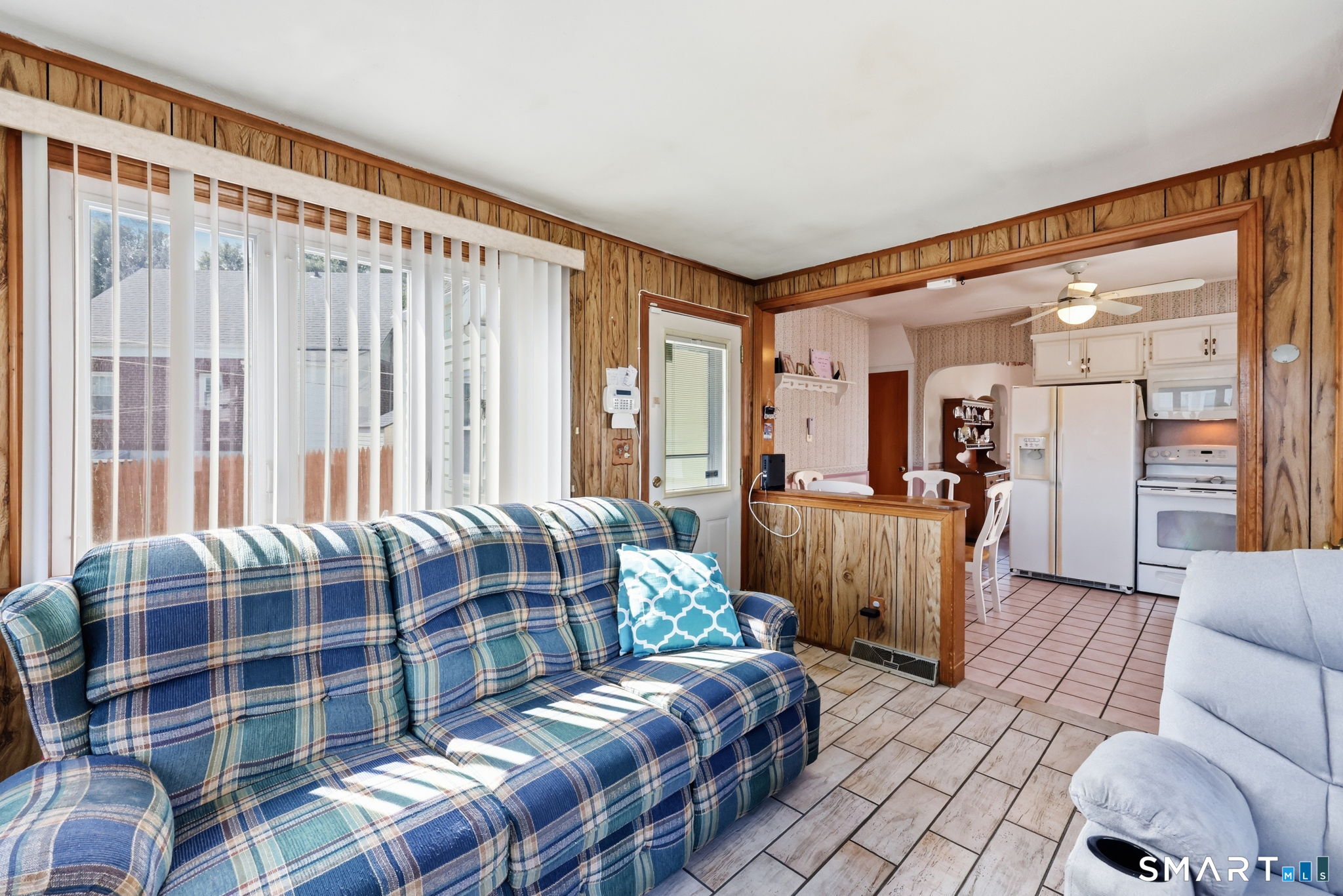155 Baker Street Property Photo 15
