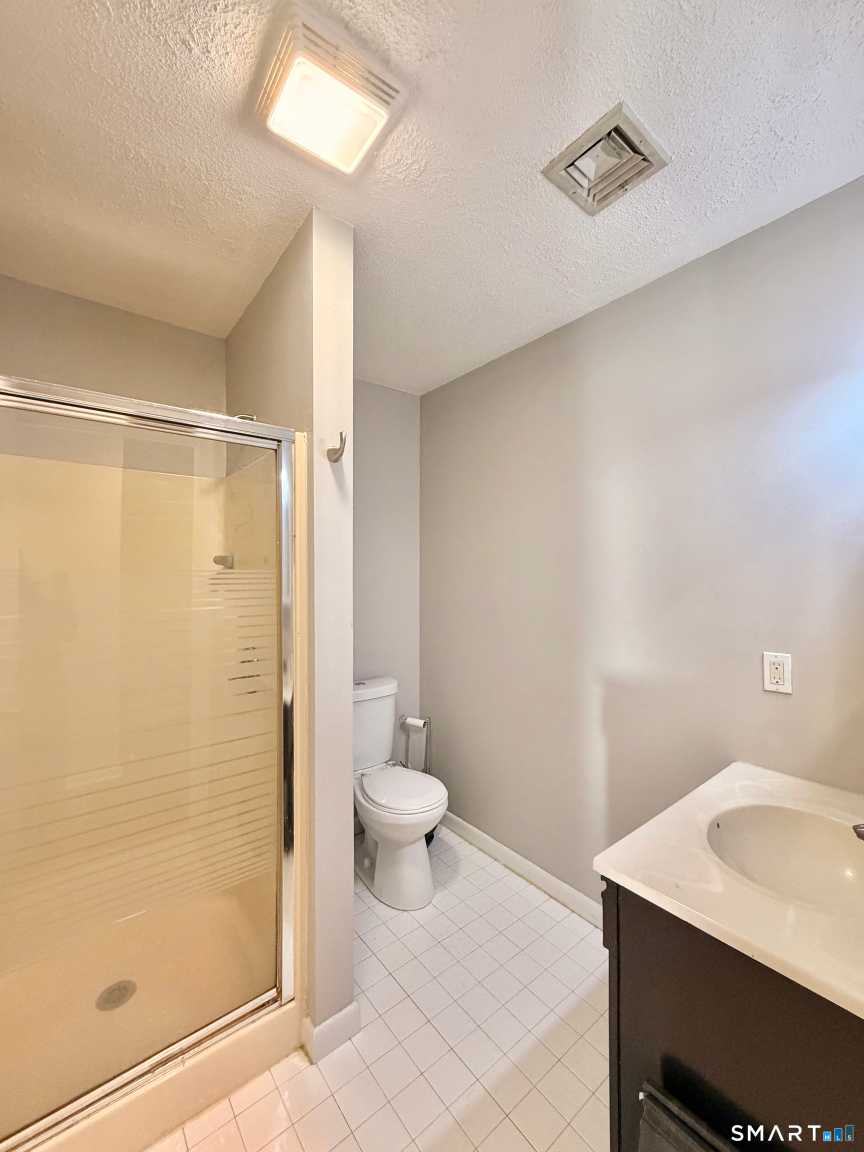 255 Pine Rock 17 Avenue Property Photo 4