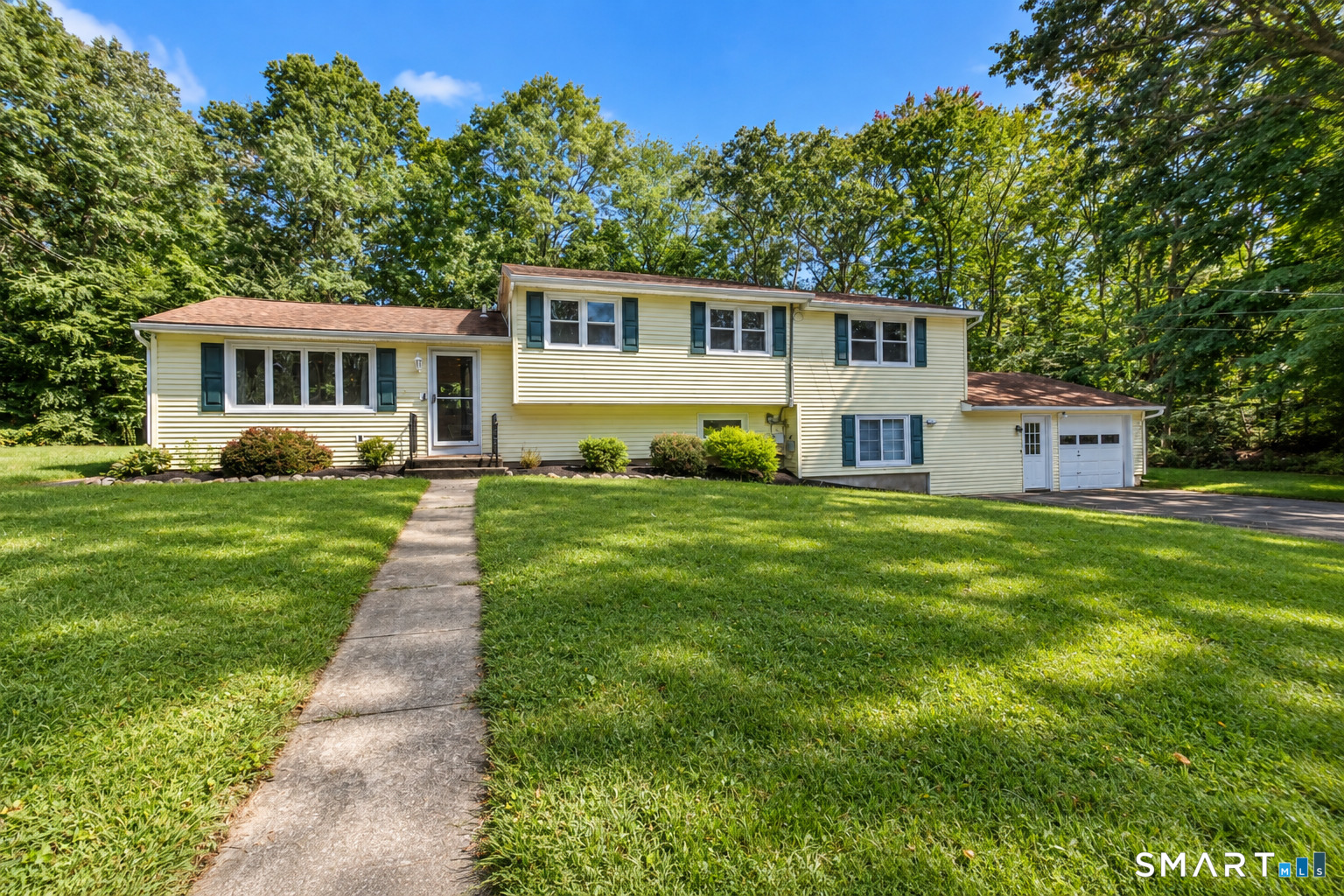 18 Arbor Road Property Photo 1