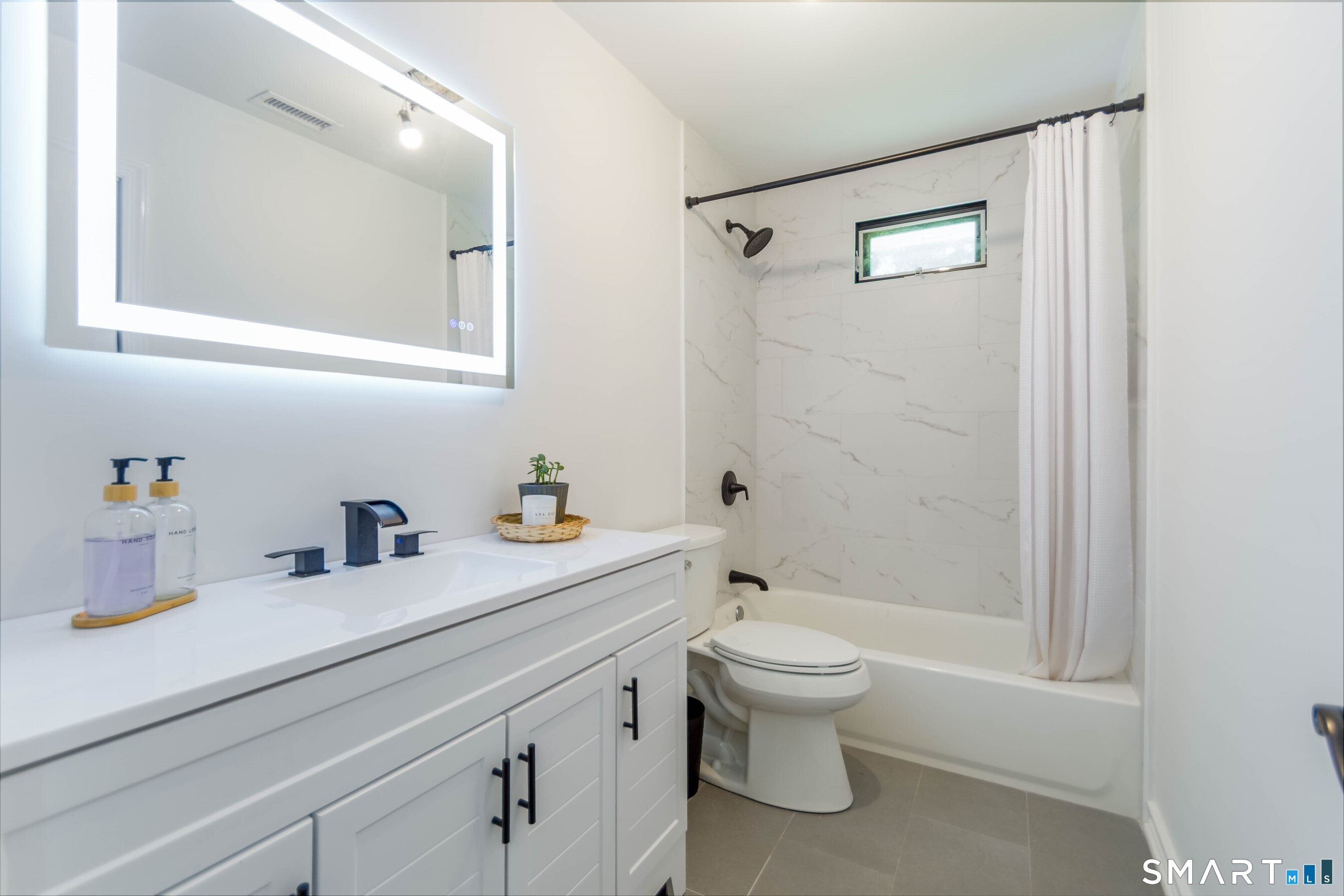 18 Arbor Road Property Photo 10