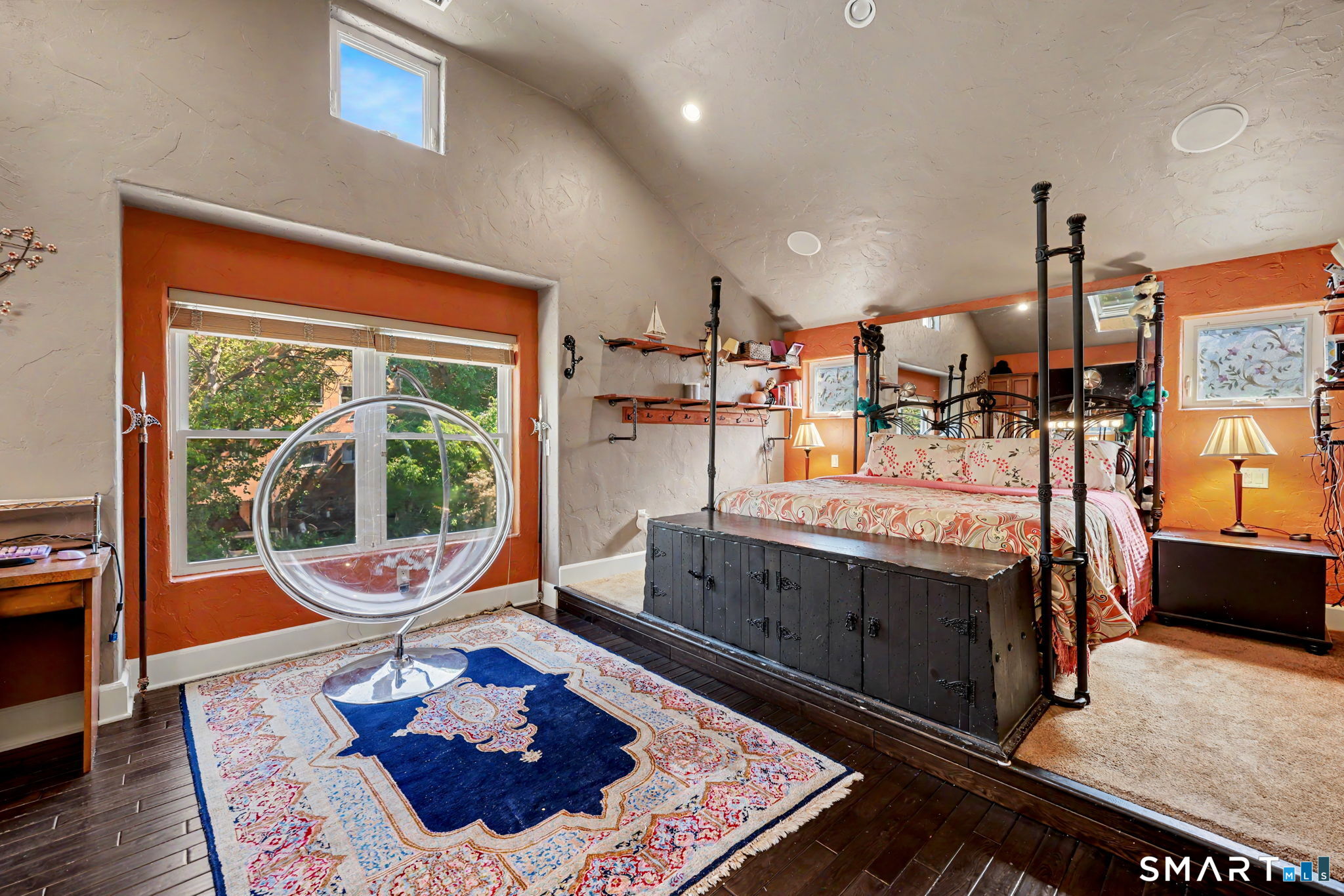 215 Knickerbocker Avenue Property Photo 15