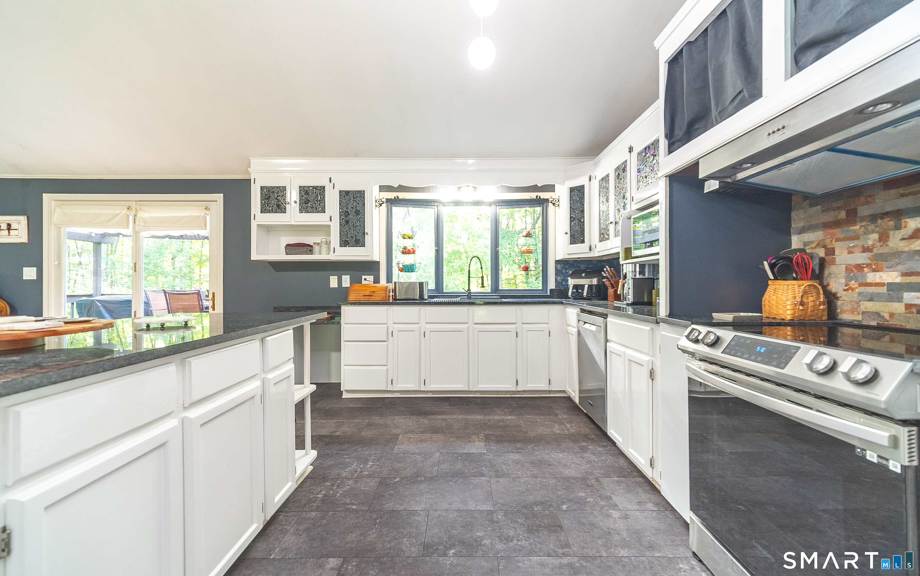141 Alger Road Property Photo 11