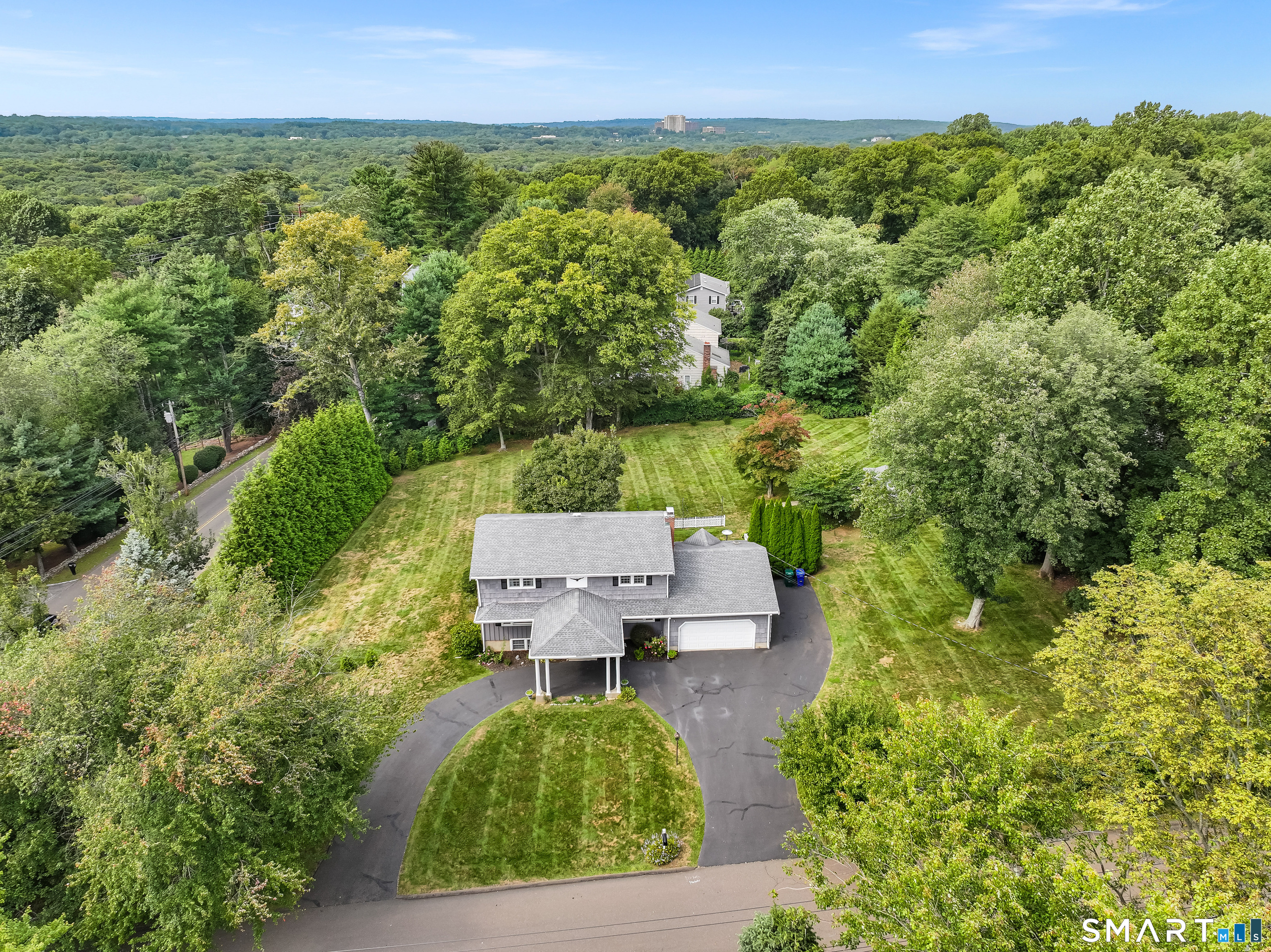 40 Candlewood Road Property Photo 1