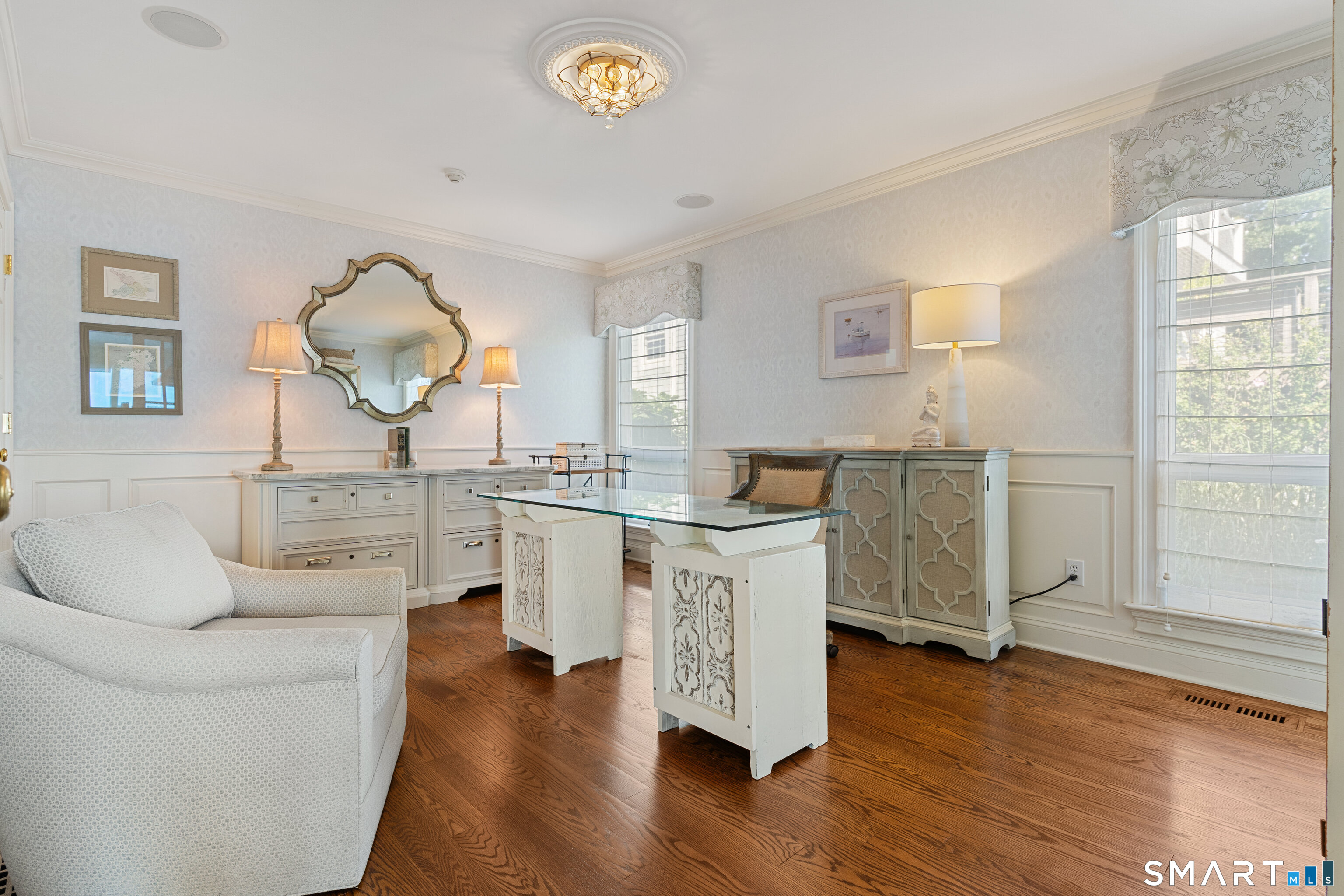 64 Shorefront Park Property Photo 16