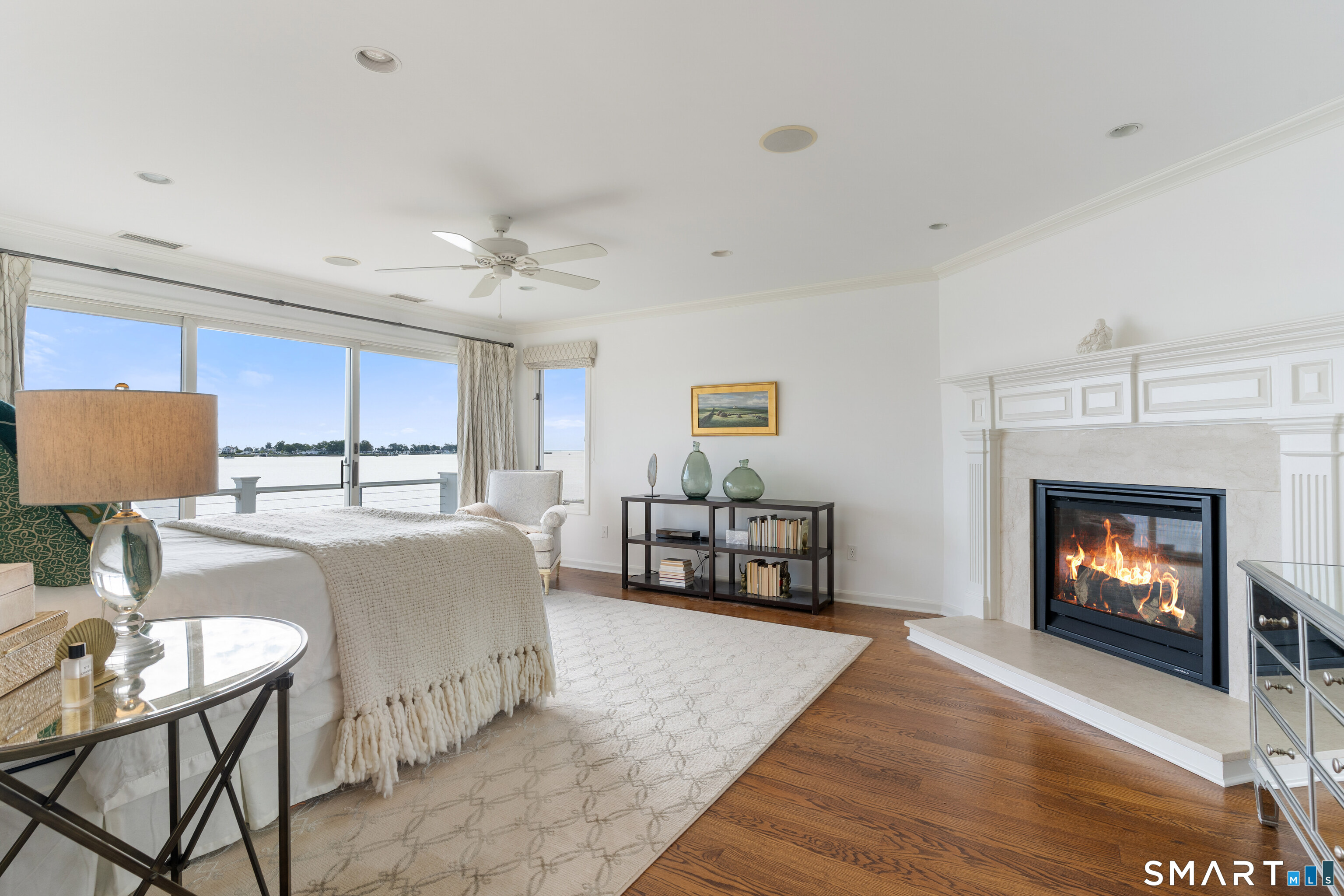 64 Shorefront Park Property Photo 18