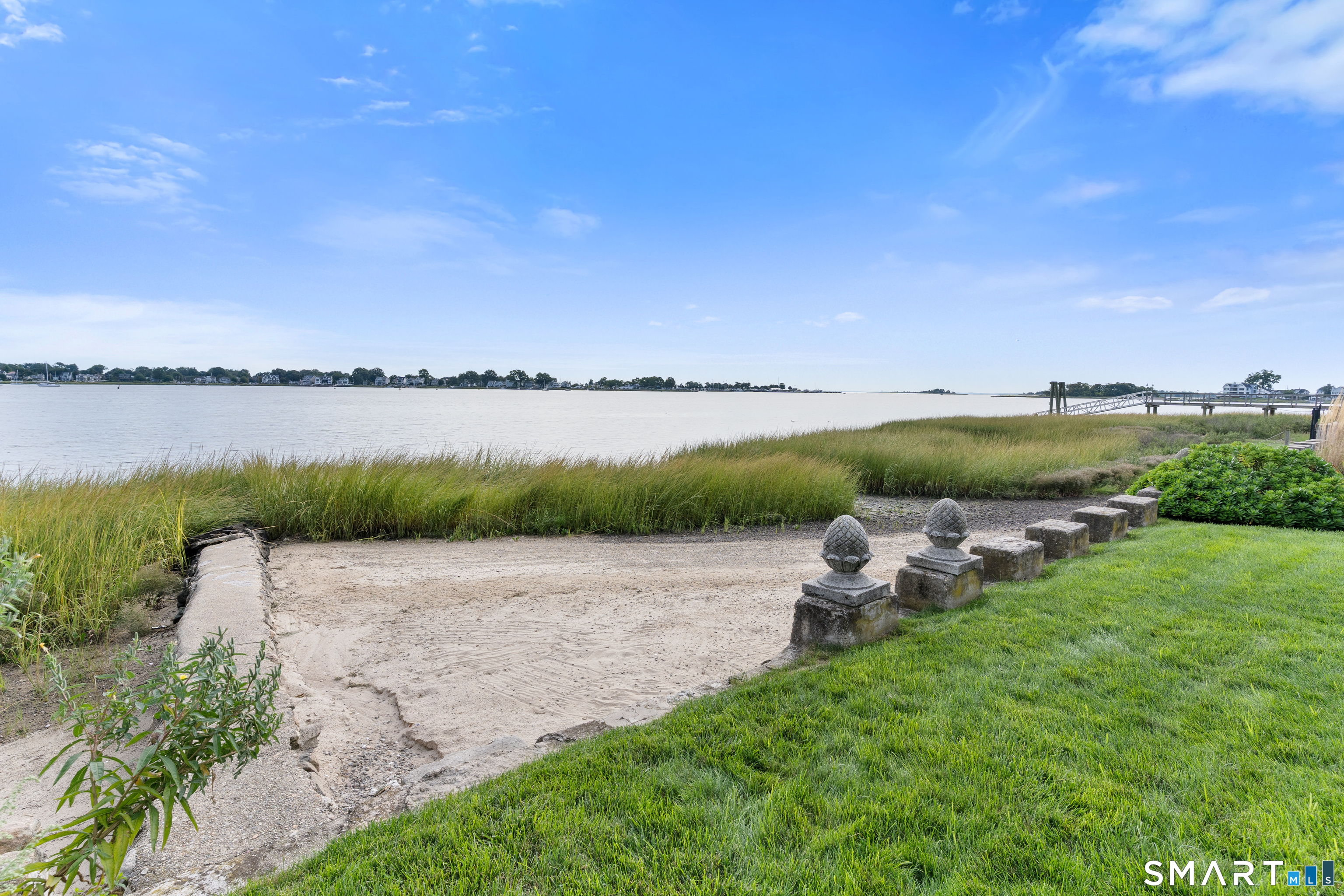 64 Shorefront Park Property Photo 29