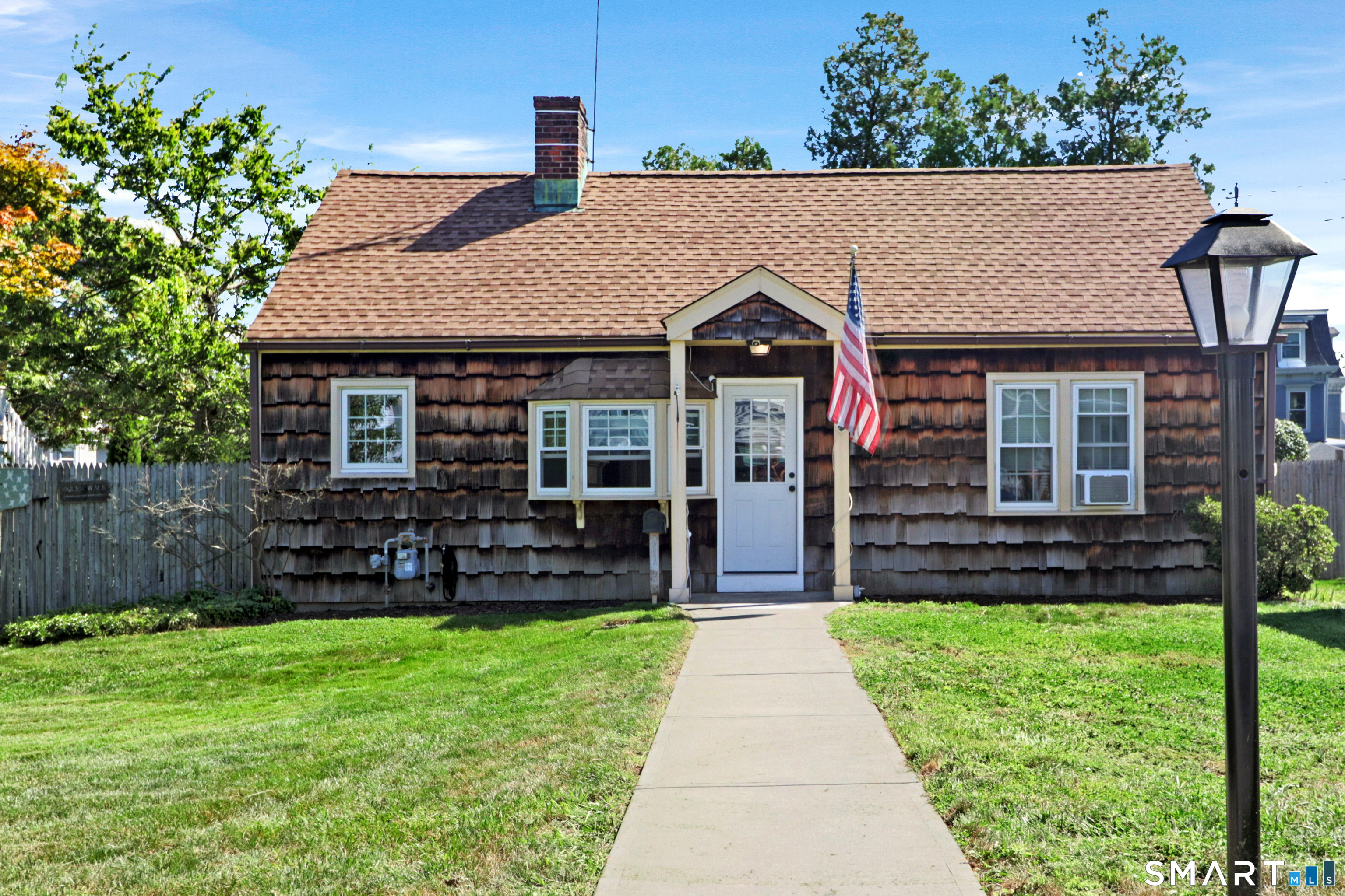 22 Summitt Avenue Property Photo 1