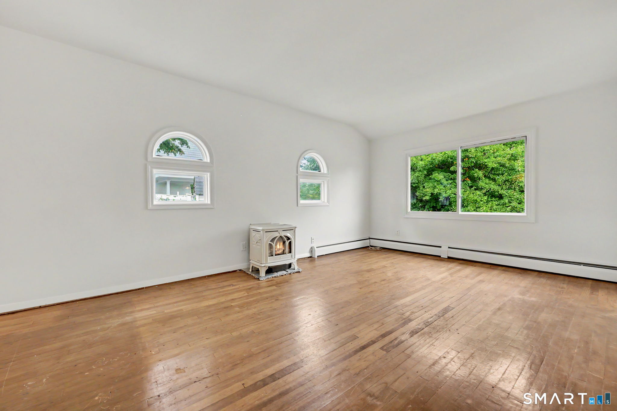 5 Windward Road Property Photo 5