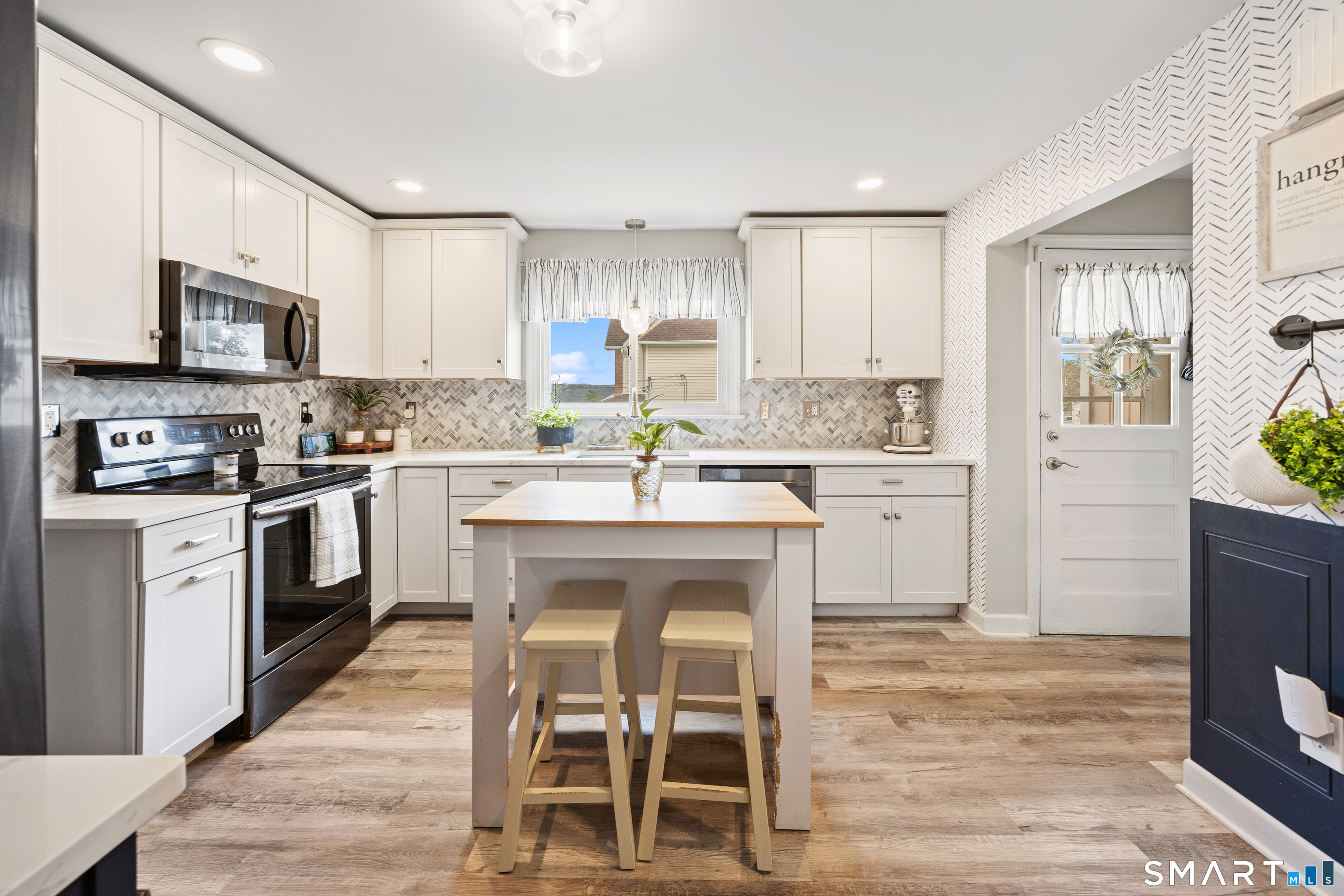 167 Park Avenue Property Photo 12