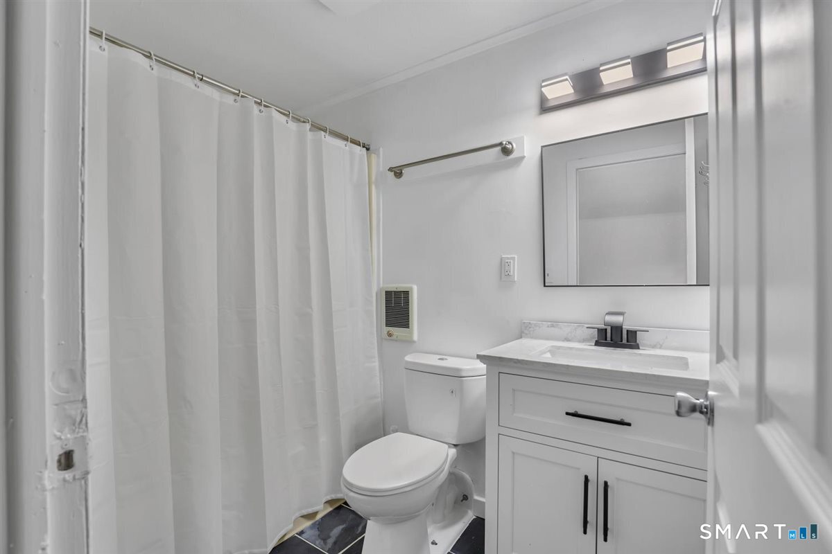 6 Hayes East Road Property Photo 6